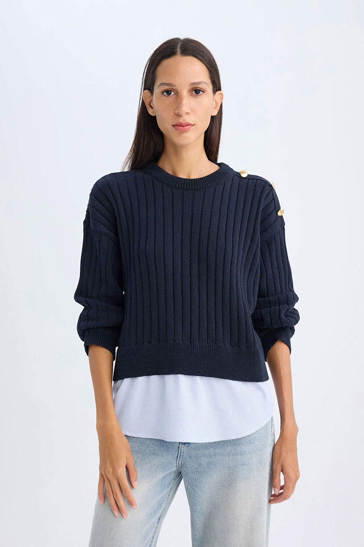 DeFacto Relax Fit Bisiklet Yaka Etek Ucu Detaylı Triko Kazak D8584AX24WNNV131