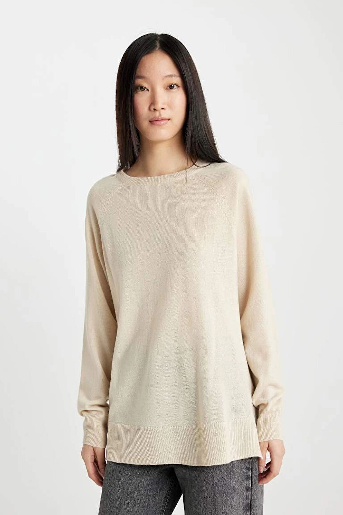 I6913 Yumuşak Dokulu Bisiklet Yaka Reglan Kol Basic Düz Triko Kazak