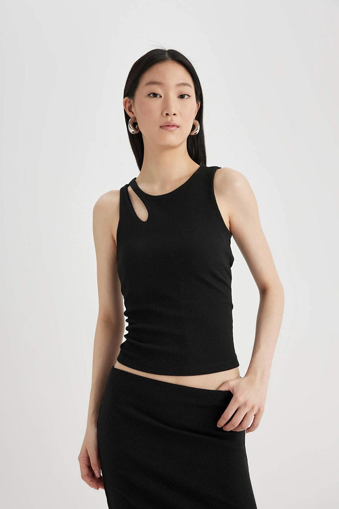 DeFacto Slim Fit Bisiklet Yaka Fitilli Kaşkorse Atlet A3422AX24SPBK81