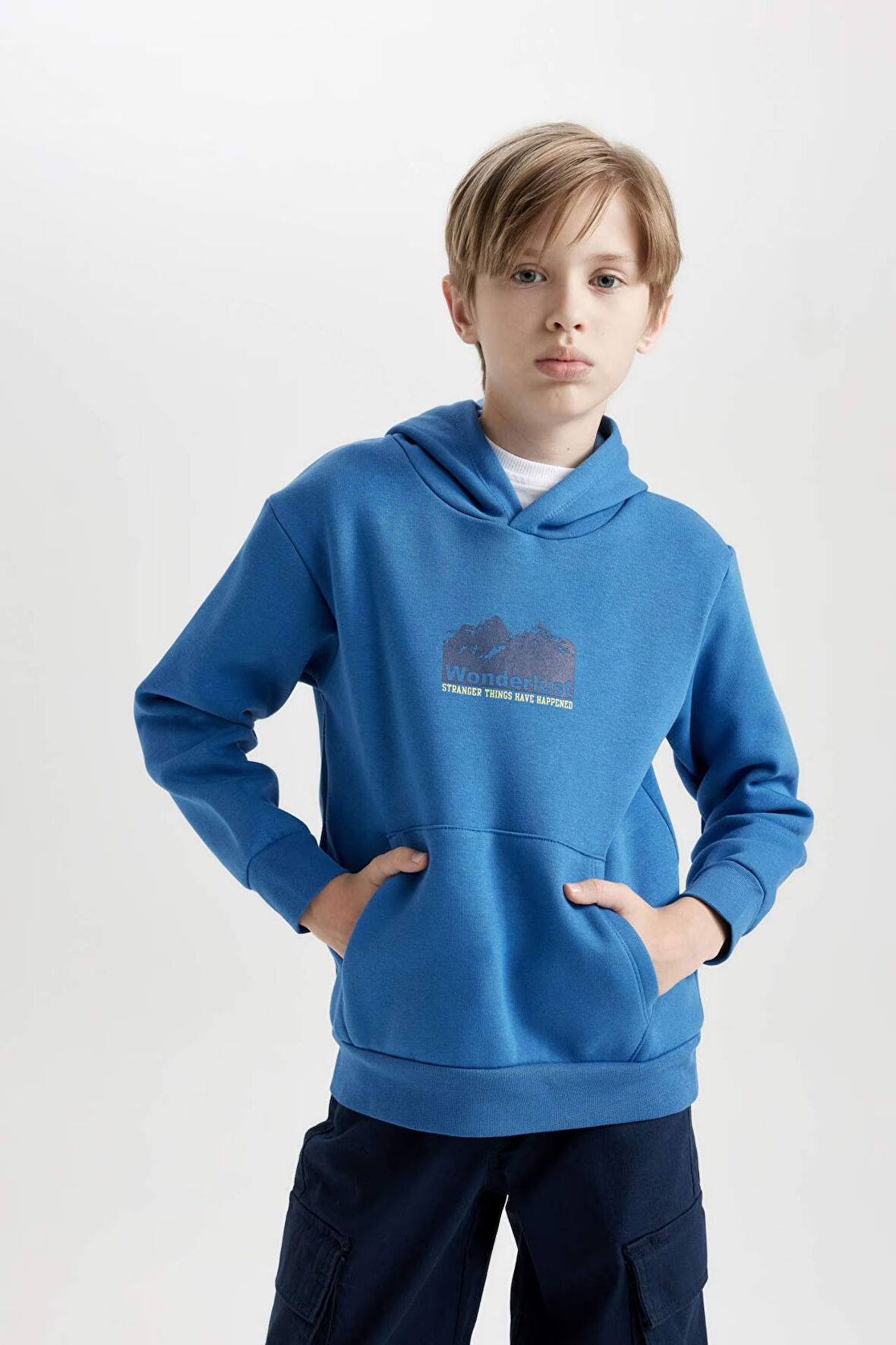 DeFacto Erkek Çocuk Kapüşonlu Sırt Baskılı Cepli Kalın Sweatshirt D3052A824WNBE776