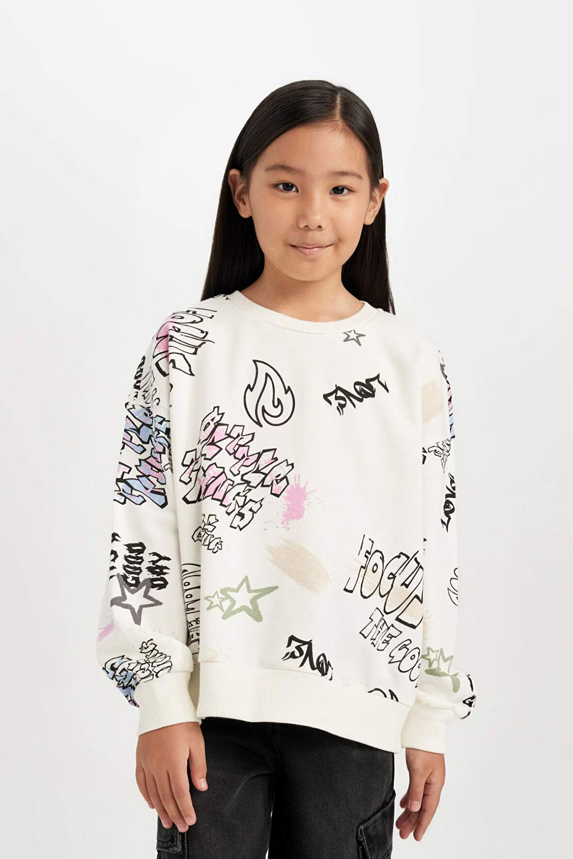 DeFacto Kız Çocuk Oversize Geniş Kalıp Bisiklet Yaka 3D Baskılı Sweatshirt D3113A824WNER99