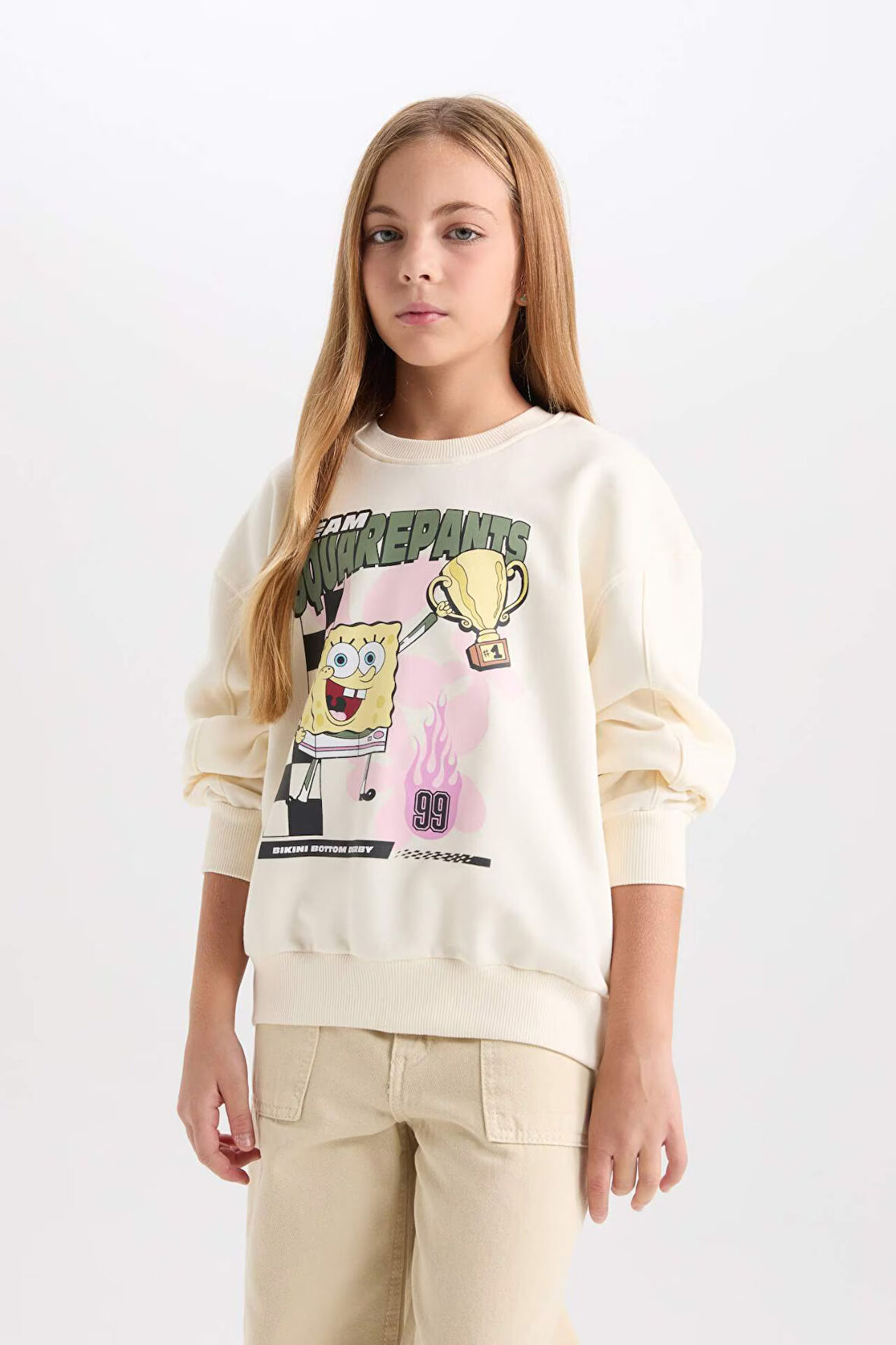 DeFacto Kız Çocuk SpongeBob Relax Fit Bisiklet Yaka 3D Sweatshirt D3111A824WNER99