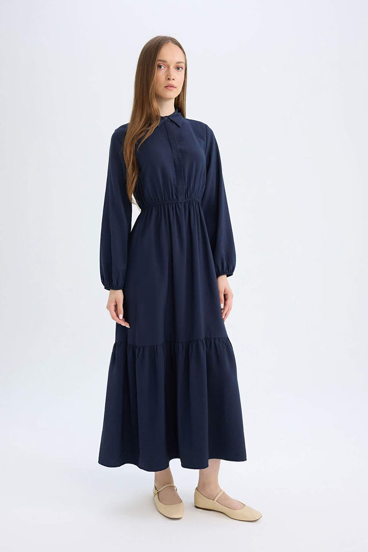DeFacto Gömlek Yaka Basic Düz Düğmeli Beli Büzgülü Uzun Kollu Maxi Lacivert Elbise D5851AX24AUNV31