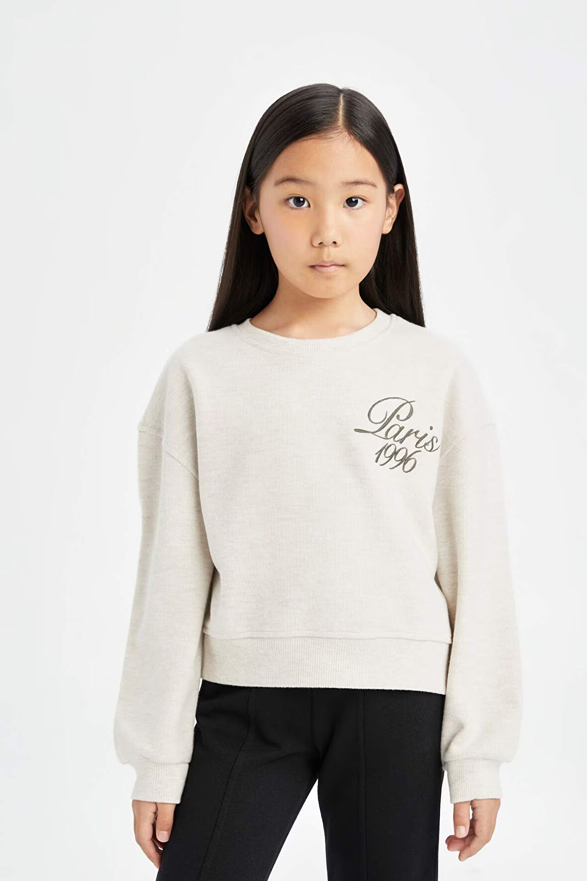 DeFacto Kız Çocuk Relax Fit Bisiklet Yaka Baskılı Selanik Kumaş Sweatshirt D4786A824WNBG354