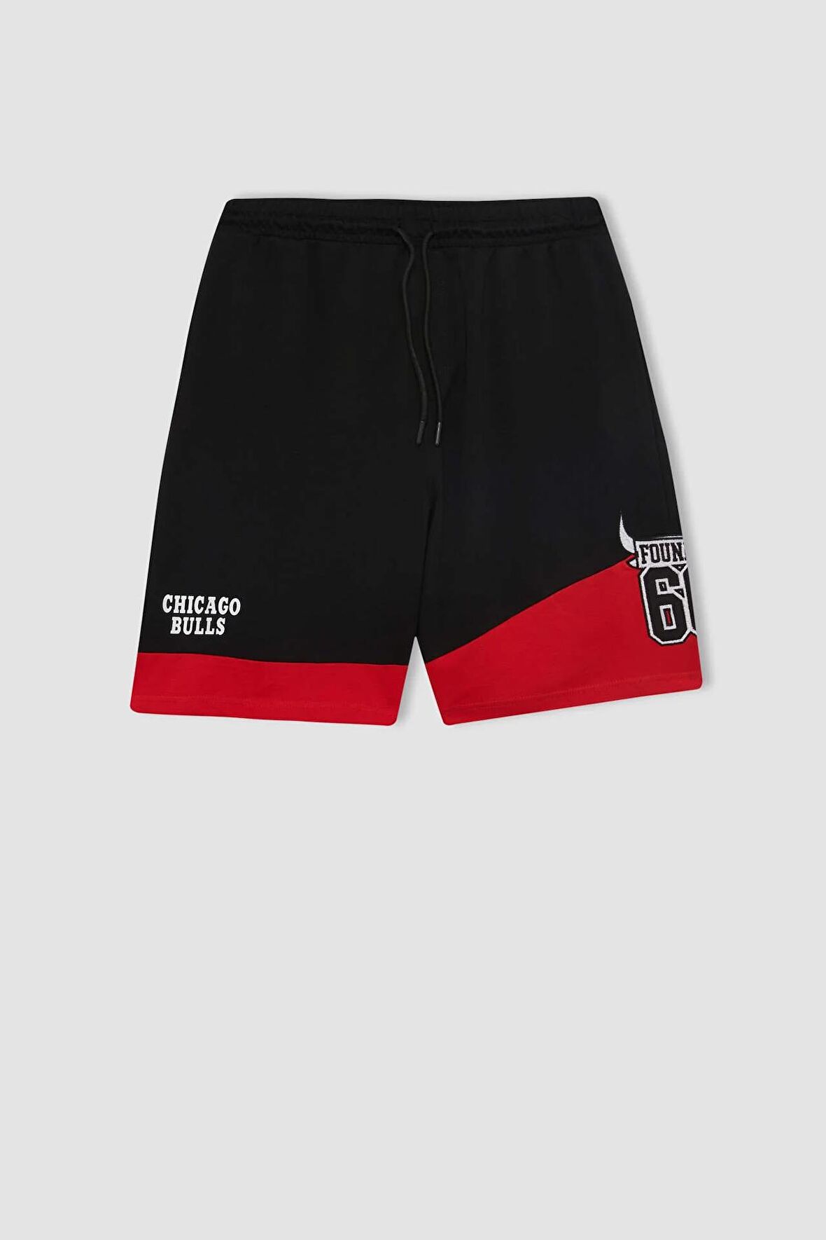 DeFactoFit NBA Chicago Bulls Standart Fit Düz Paça Şort B9894AX24SMBK81