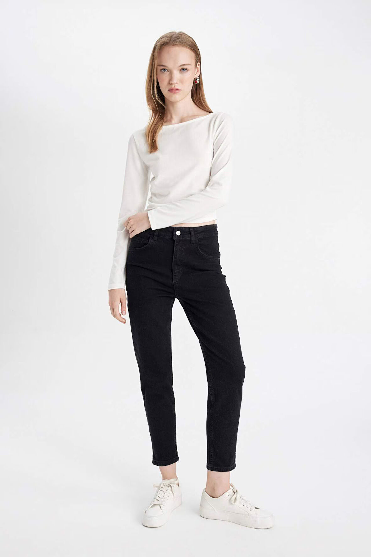 DeFacto Comfort Mom Yüksek Bel Rahat Kalıp Hafif Dar Paça Bilek Boy Jean Pantolon D4305AX24AUNM40