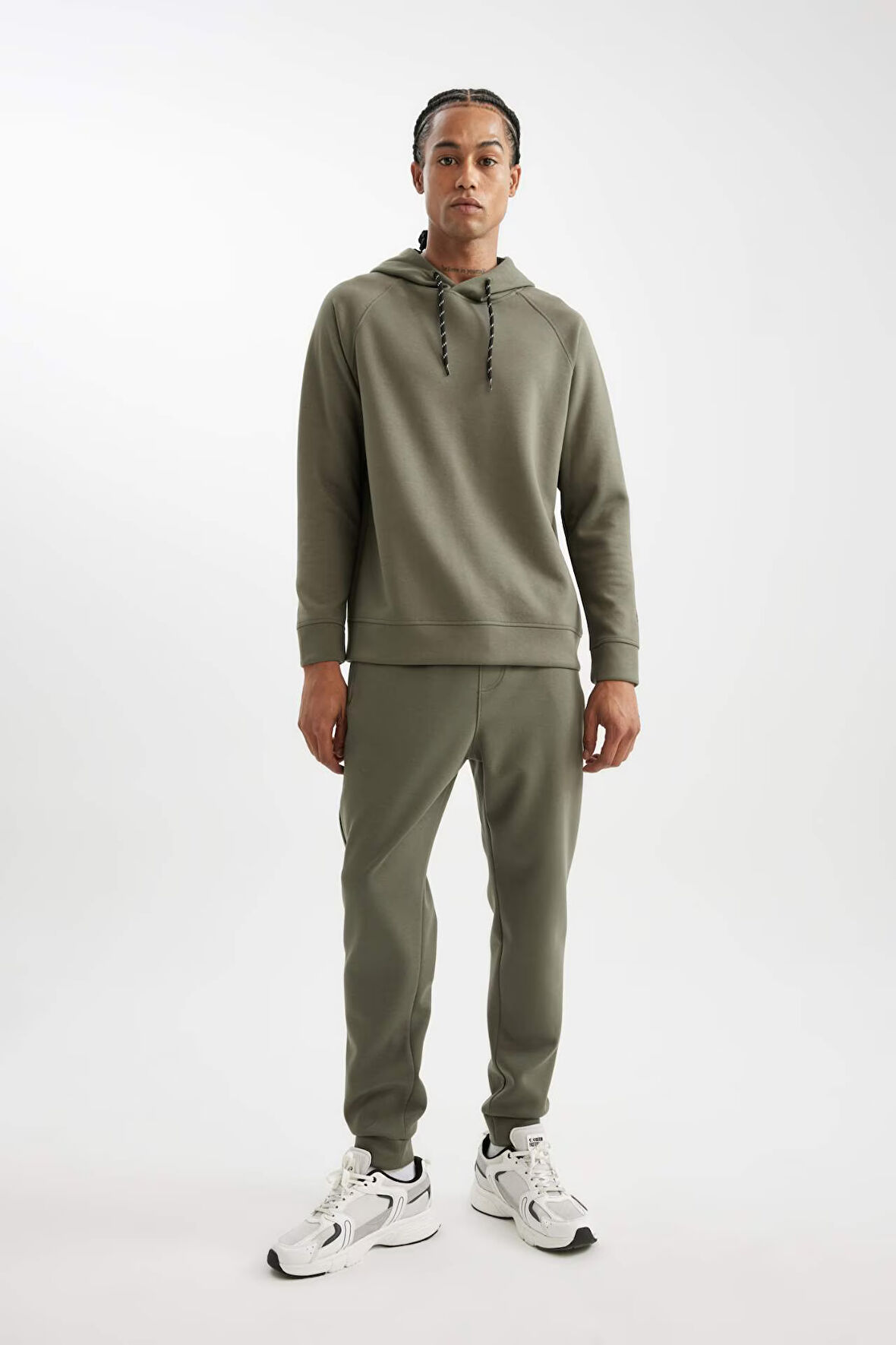 DeFactoFit Sporcu Jogger Eşofman Altı Slim Fit Dar Kesim Skuba Dalgıç Kumaş Standart Paça C0485AX24AUKH398