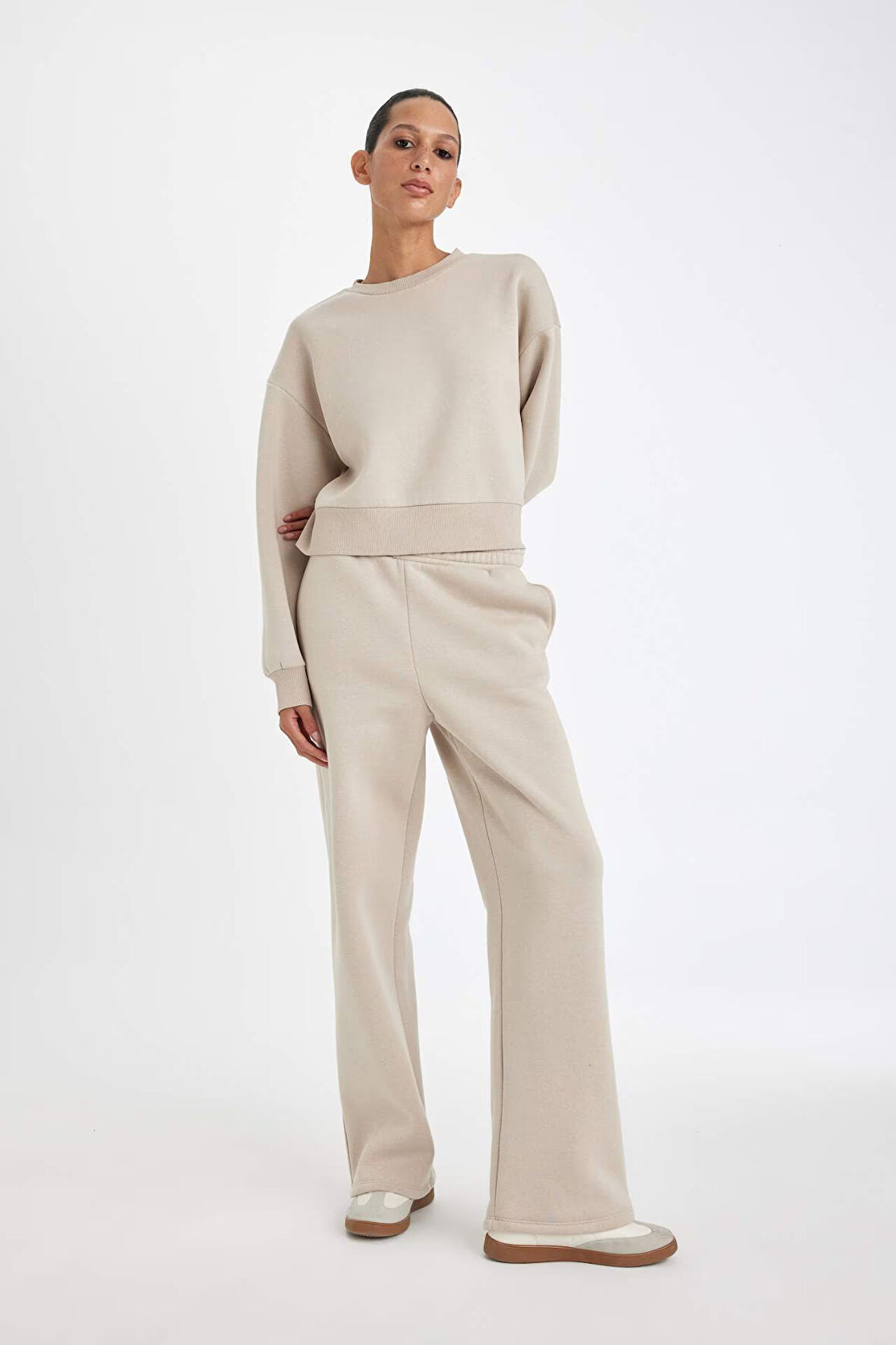 DeFacto Straight Fit Cepli Yüksek Bel Kalın Basic Eşofman Altı B8571AX24WNBG187