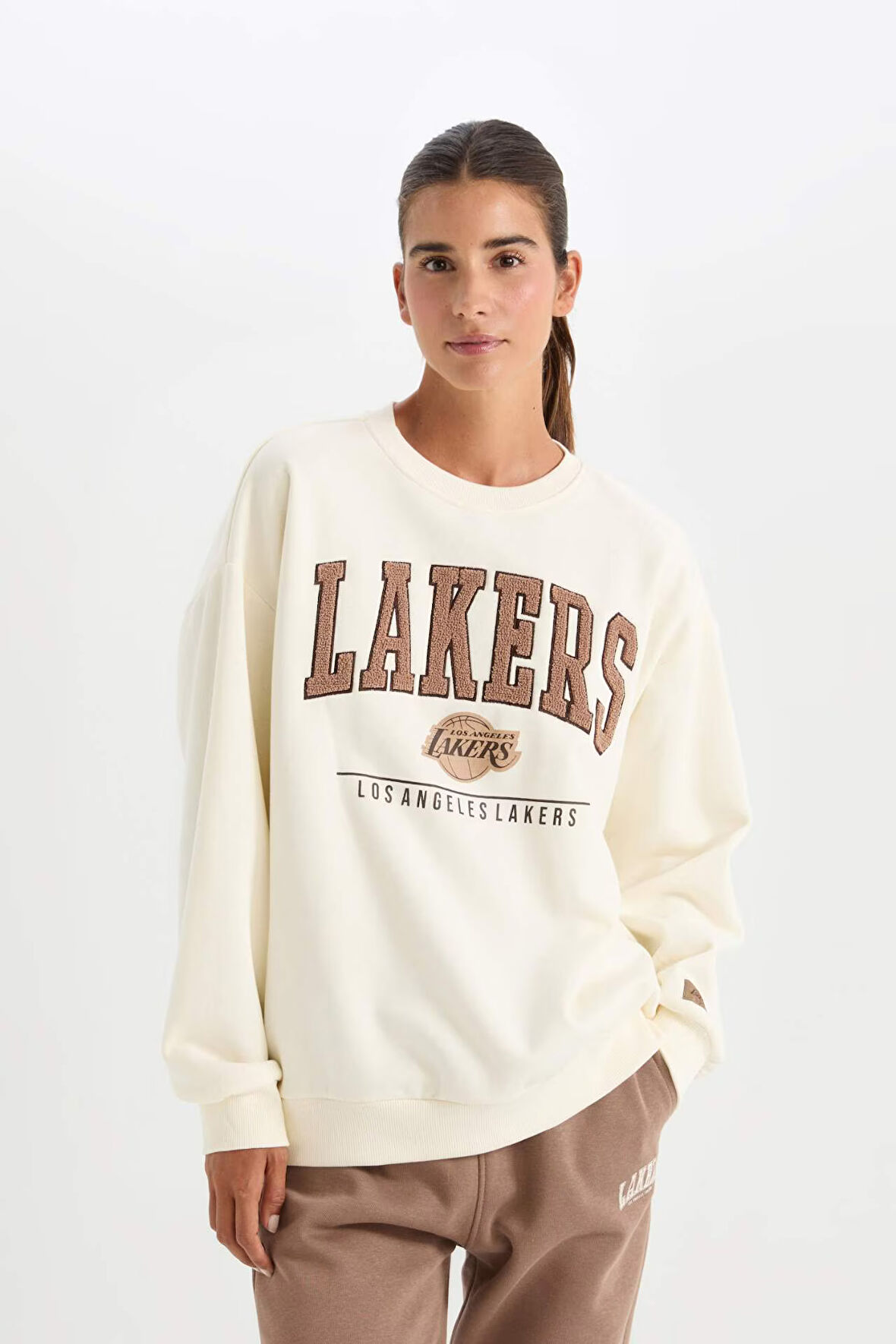 DeFactoFit NBA Los Angeles Lakers Oversize Fit Bisiklet Yaka Kalın Kumaş Sweatshirt