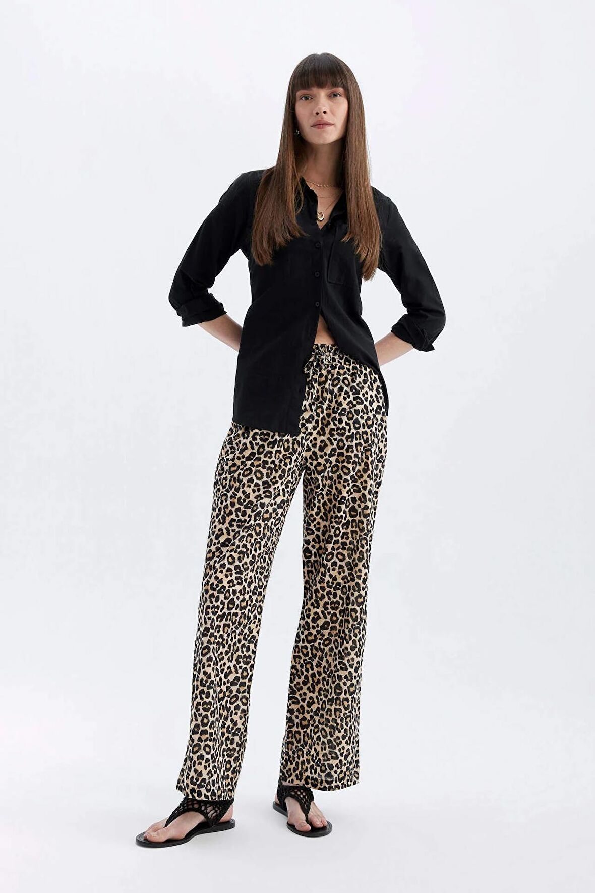 DeFacto Wide Leg Leopar Desenli Uzun Boy Vual Pantolon Yüksek Bel Geniş Paça Cepli C3831AX24SMBG234