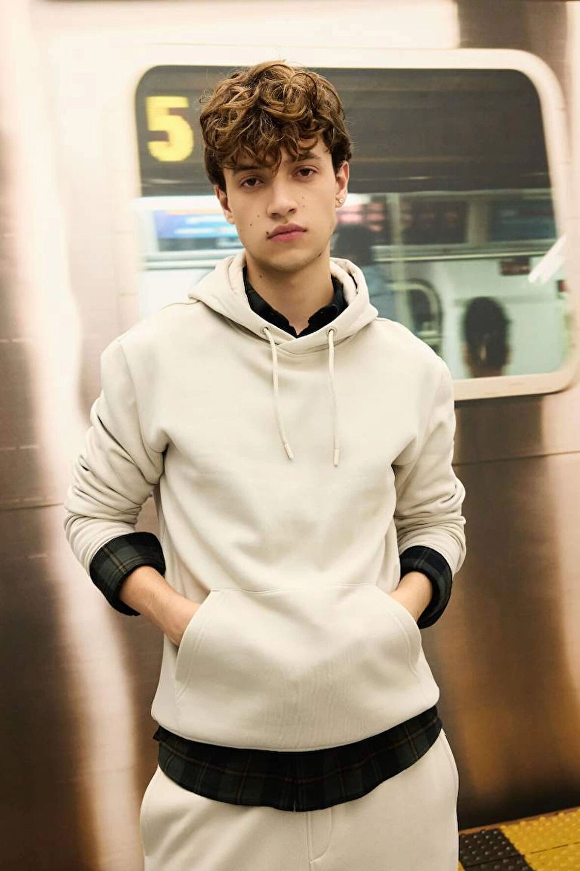 X8283 Regular Fit Kapüşonlu Cepli İçi Yumuşak Tüylü Basic Düz Sweatshirt