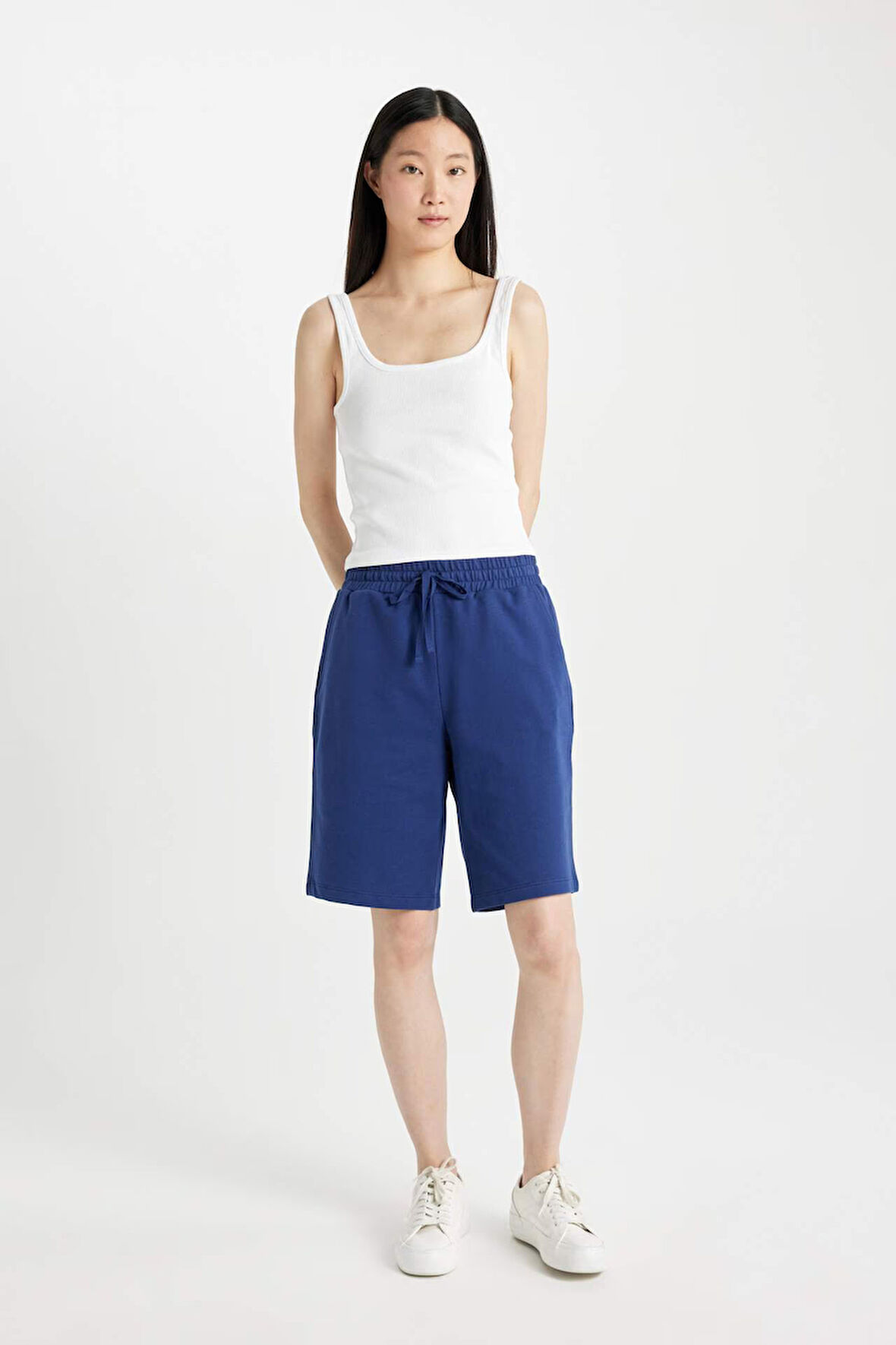 DeFacto Regular Fit Basic Bermuda Şort N7439AZNSNV42