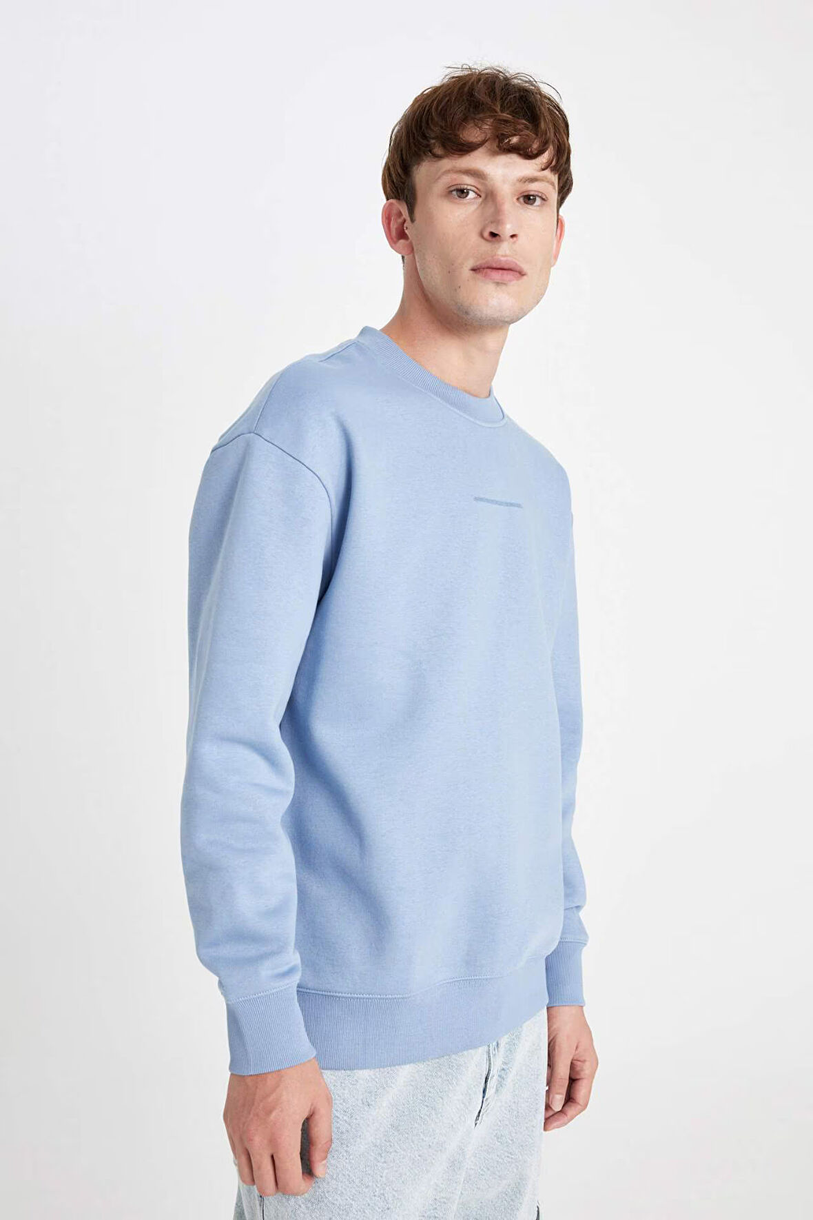 DeFacto Boxy Fit Bisiklet Yaka Baskılı Sweatshirt X8282AZ24AUBE797