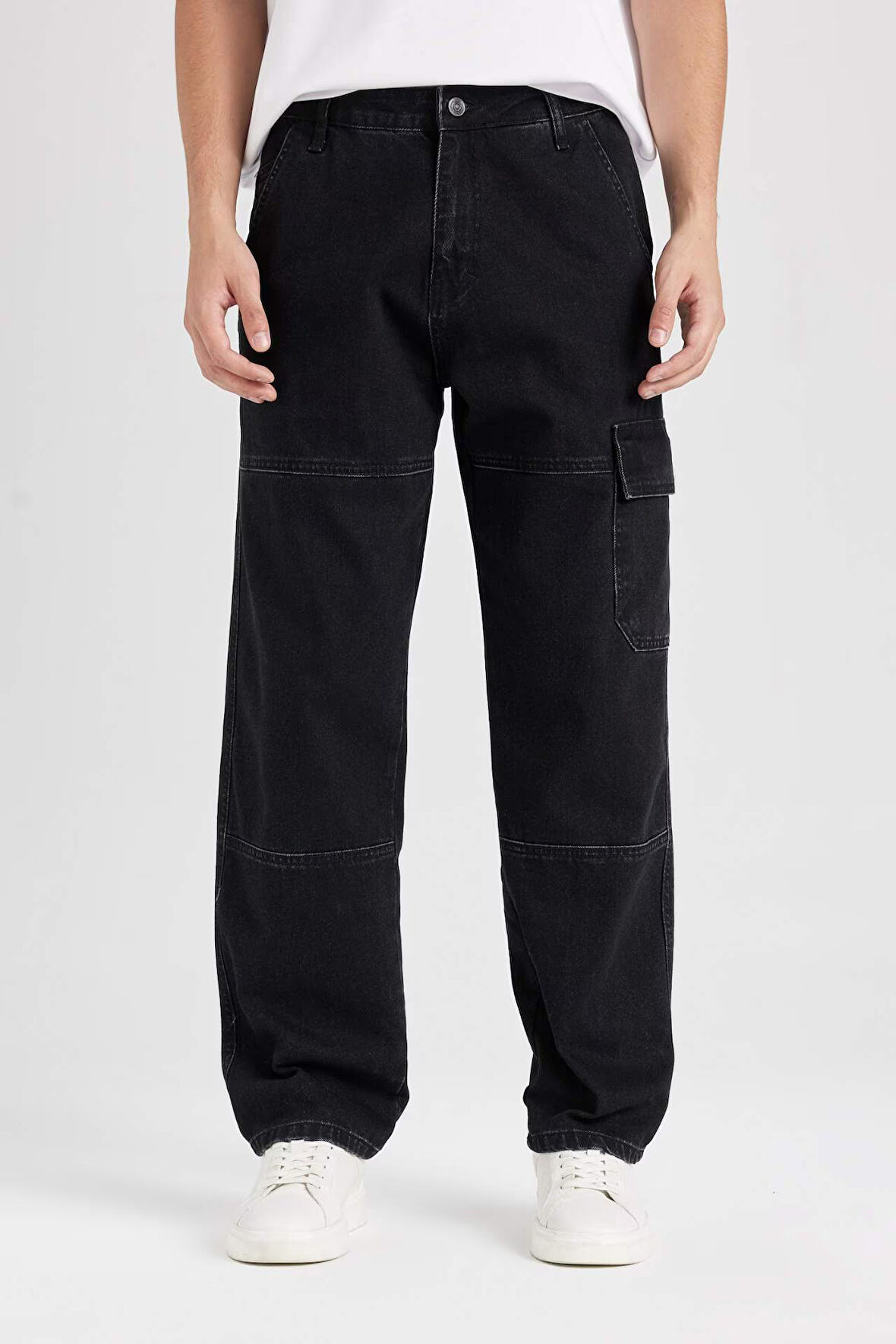 DeFacto Wide Leg Fit Geniş Kalıp Normal Bel Geniş Paça Kargo Cepli Jean Pantolon B4638AX24AUNM40