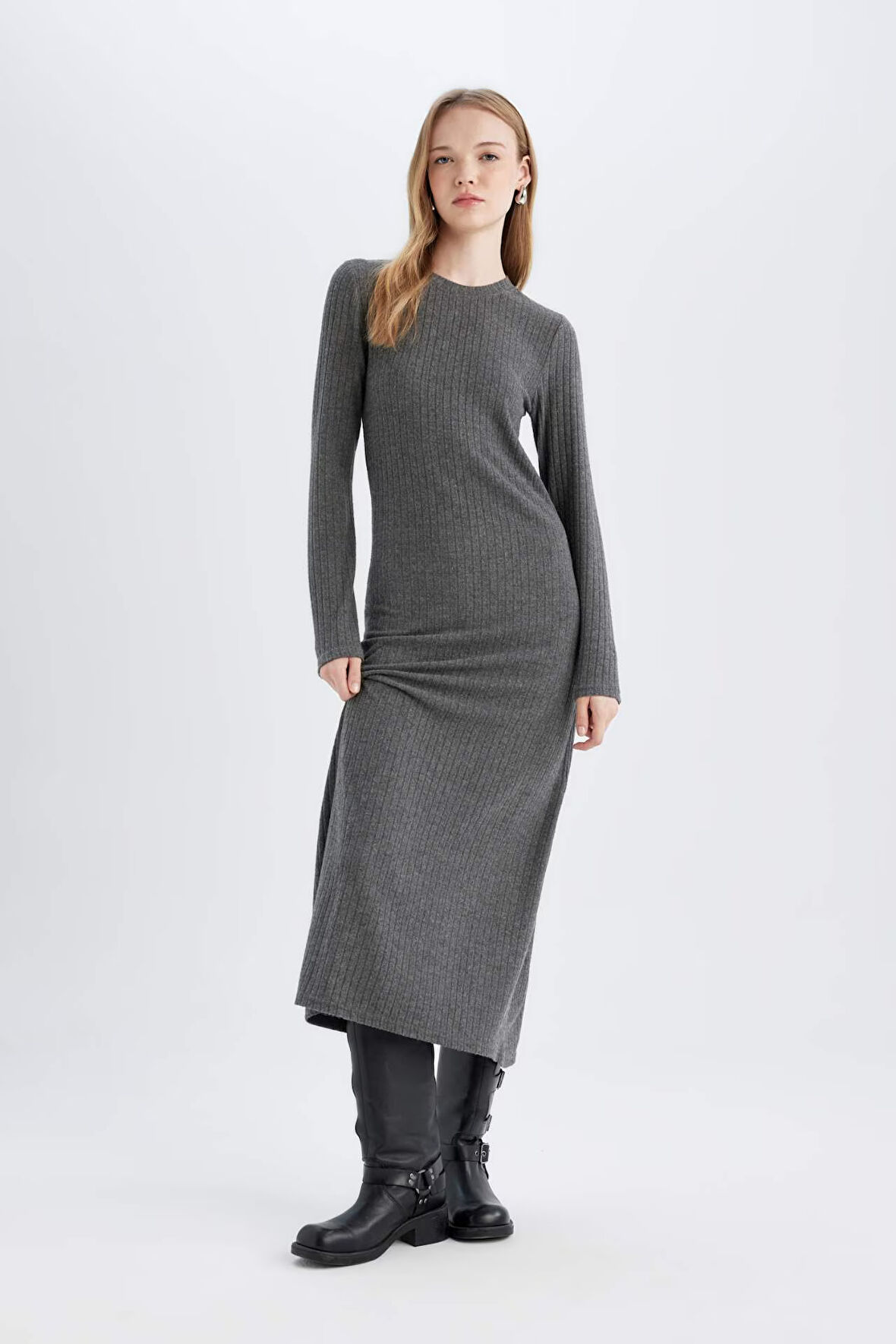 DeFacto Bodycon Bisiklet Yaka Uzun Kollu Maxi Elbise D3373AX24WNAR104