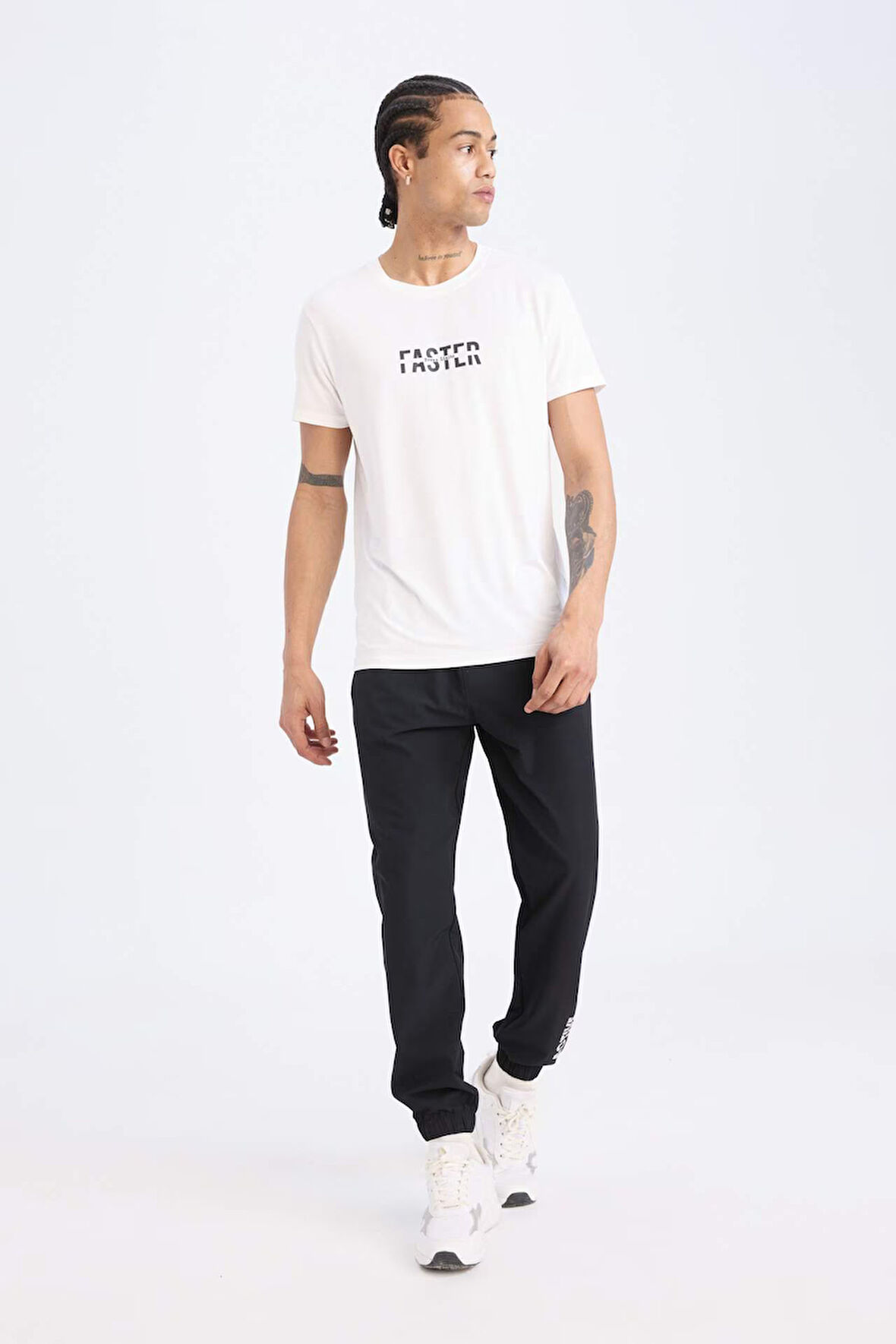 DeFactoFit Slim Fit Dokuma Sporcu Jogger Eşofman Altı Dar Kesim Çift Cepli