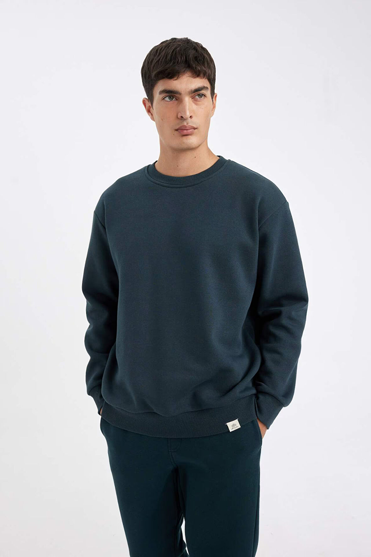 Oversize Fit Bisiklet Yaka Kalın Basic Sweatshirt