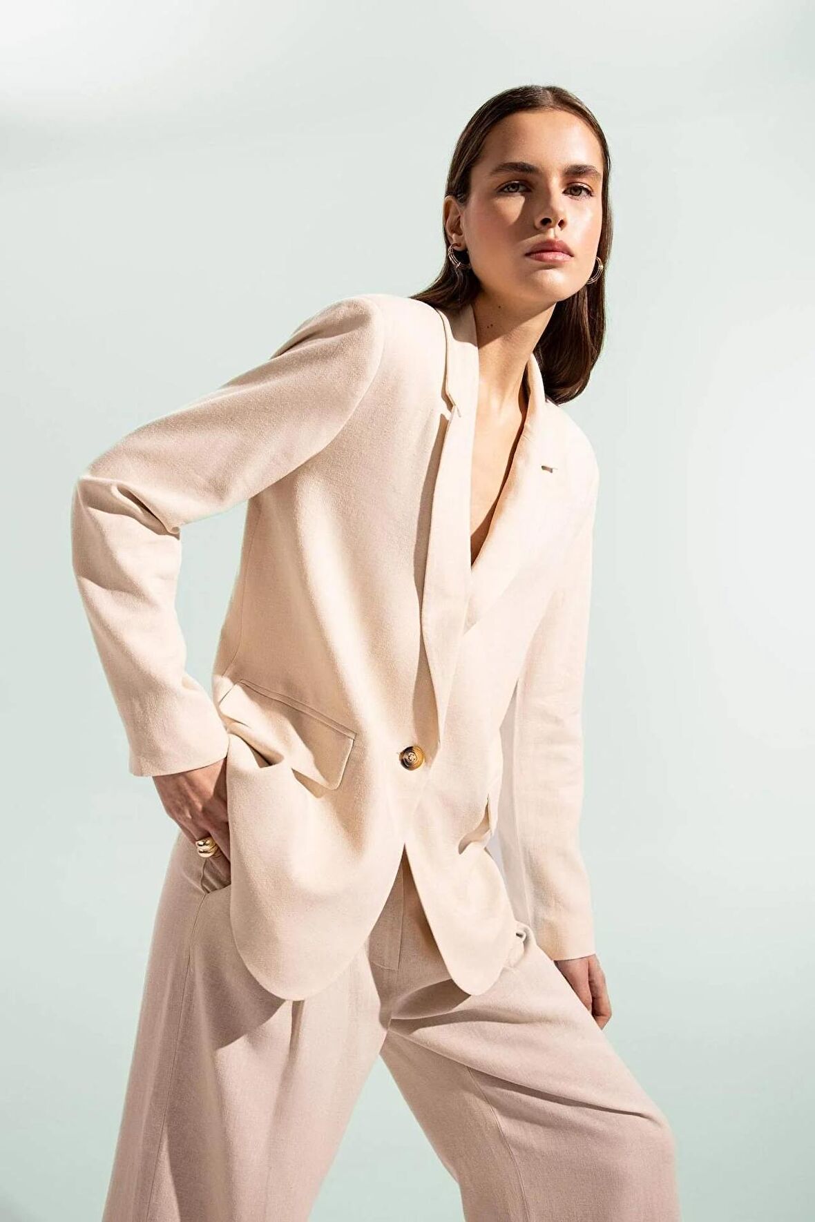 DeFacto Regular Fit Kruvaze Yaka Keten Karışımlı Düğmeli Blazer Ceket Z8528AZ24SMBG155