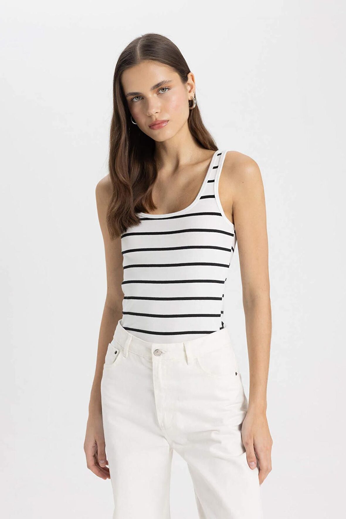 DeFacto Slim Fit Dar Kesim Çizgili Bisiklet Yaka Ribana Atlet C6610AX24SMBK81