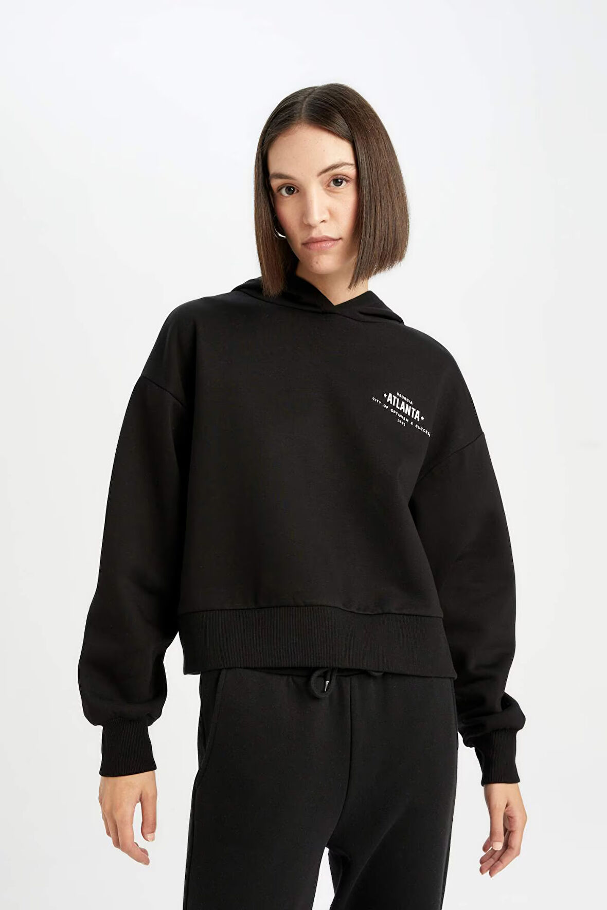 DeFacto Boxy Fit Kapüşonlu Baskılı Kalın Siyah Sweatshirt D6717AX24WNBK81