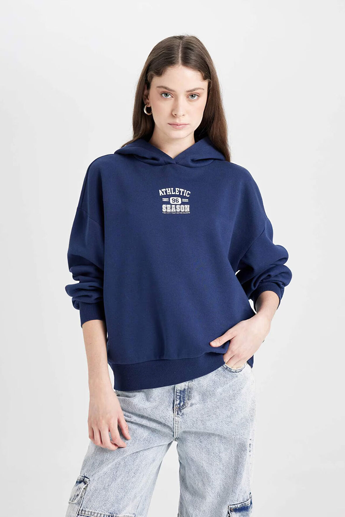 DeFacto Coool Oversize Geniş Kalıp Kapüşonlu Baskılı Sweatshirt D6885AX24WNNV241