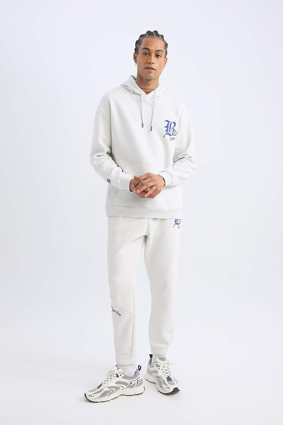 DeFactoFit Kalın Jogger Eşofman Altı NBA Brooklyn Nets Standart Fit Cepli Uzun Paça D3225AX24WNGR493