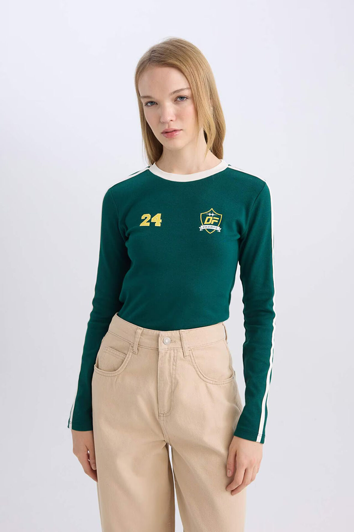 DeFacto Coool Fitted Vücuda Oturan Baskılı Ribana Uzun Kollu Tişört D8080AX24AUGN516