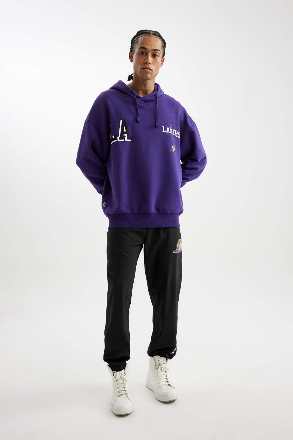 DeFactoFit  NBA Los Angeles Lakers Dokuma Jogger Eşofman Altı Slim Fit Dar Kesim Cepli Ekstra Dar Paça D5647AX24AUBK81