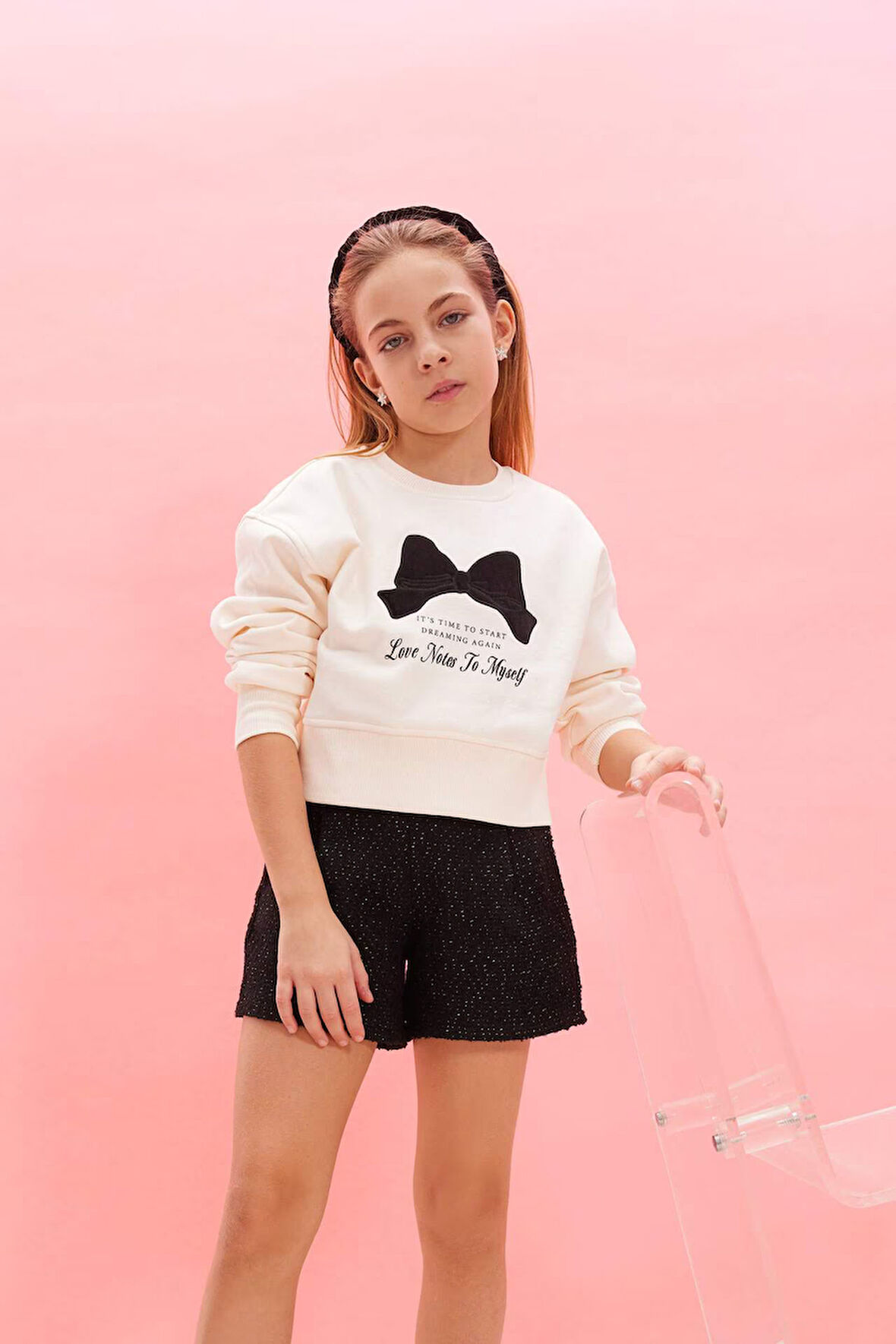 Kız Çocuk Yılbaşı Temalı Relax Fit Bisiklet Yaka Baskılı İçi Yumuşak Tüylü Kalın Sweatshirt Kumaşı Sweatshirt