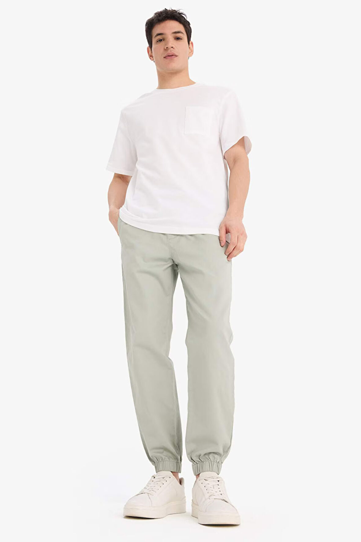 DeFacto Jogger Slim Fit Dar Kesim Beli Bağcıklı Gabardin Pantolon D8607AX25SPGN1255