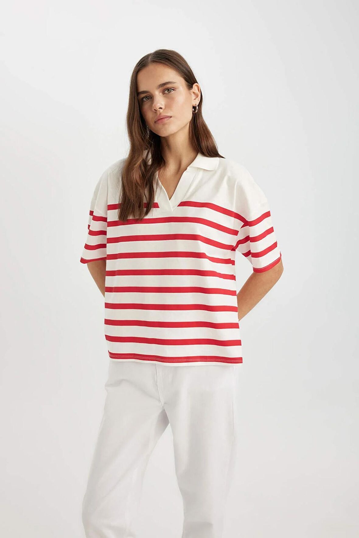DeFacto Relax Fit Polo Yaka Çizgili Penye Kısa Kollu Polo Tişört C4070AX24SPRD51