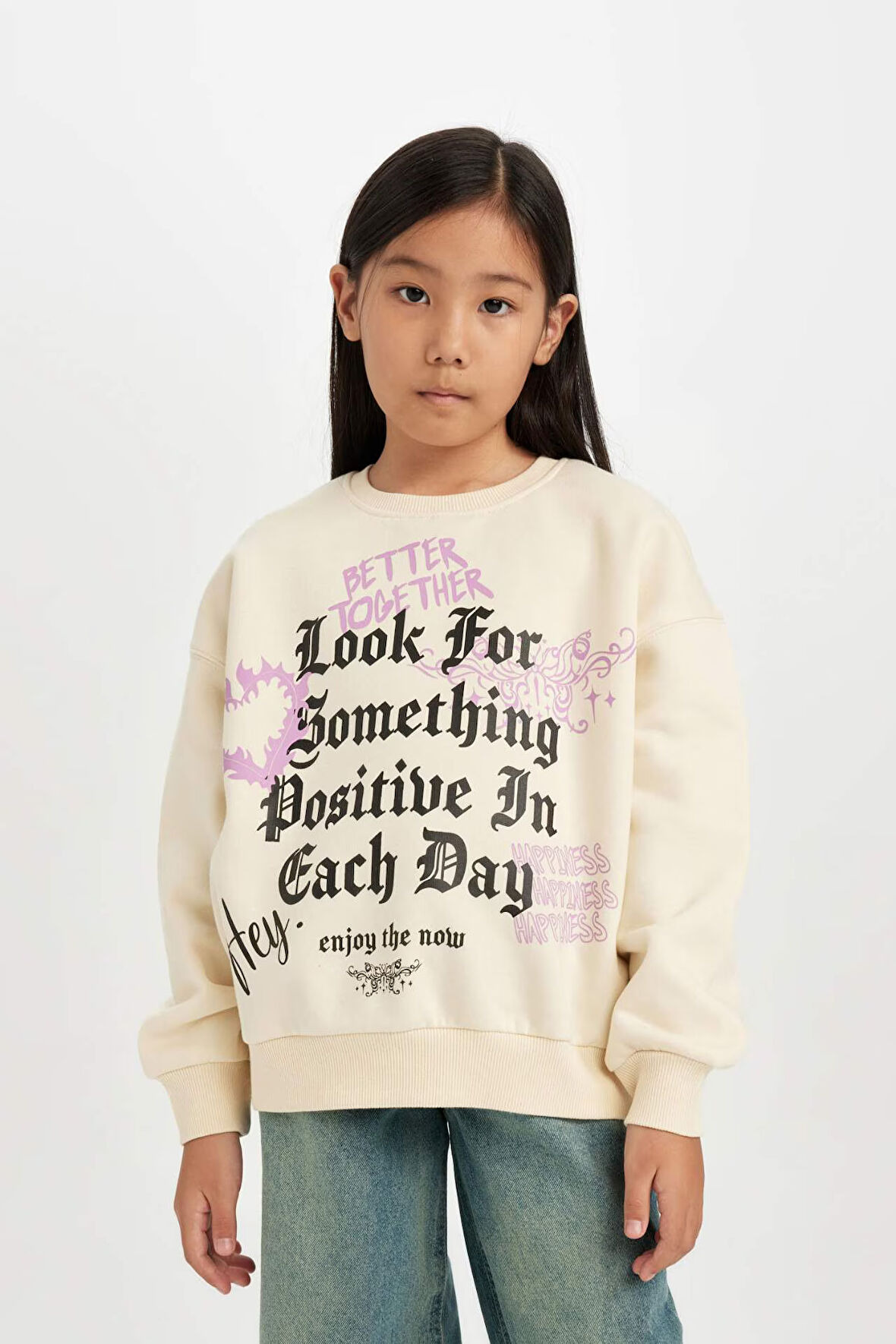 DeFacto Kız Çocuk Relax Fit Bisiklet Yaka Baskılı Sweatshirt D4387A824WNER99