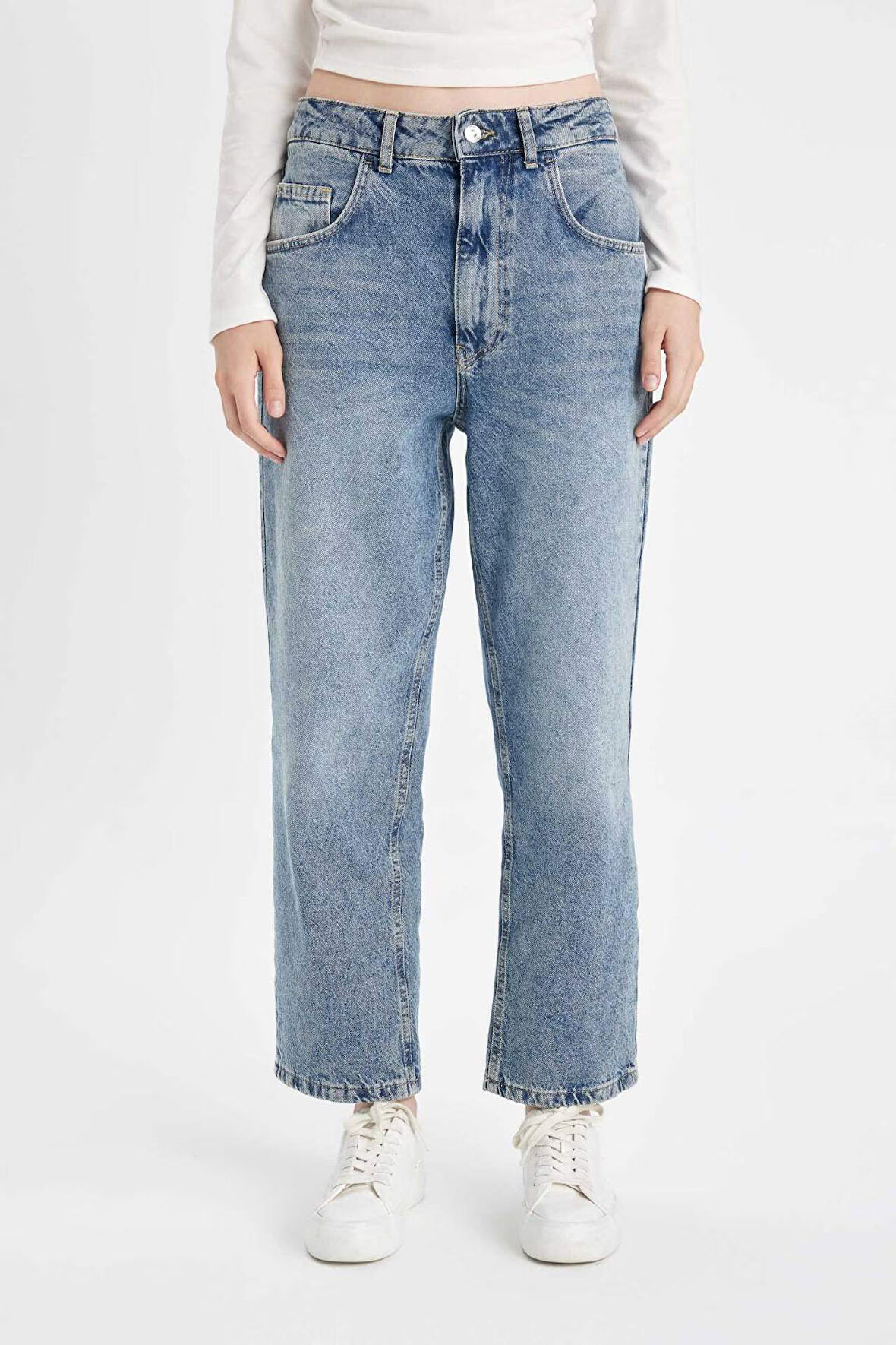 DeFacto Baggy Fit Yüksek Bel Katlamalı Paça Bilek Boy Jean Yıkamalı Pantolon D5442AX24AUNM34