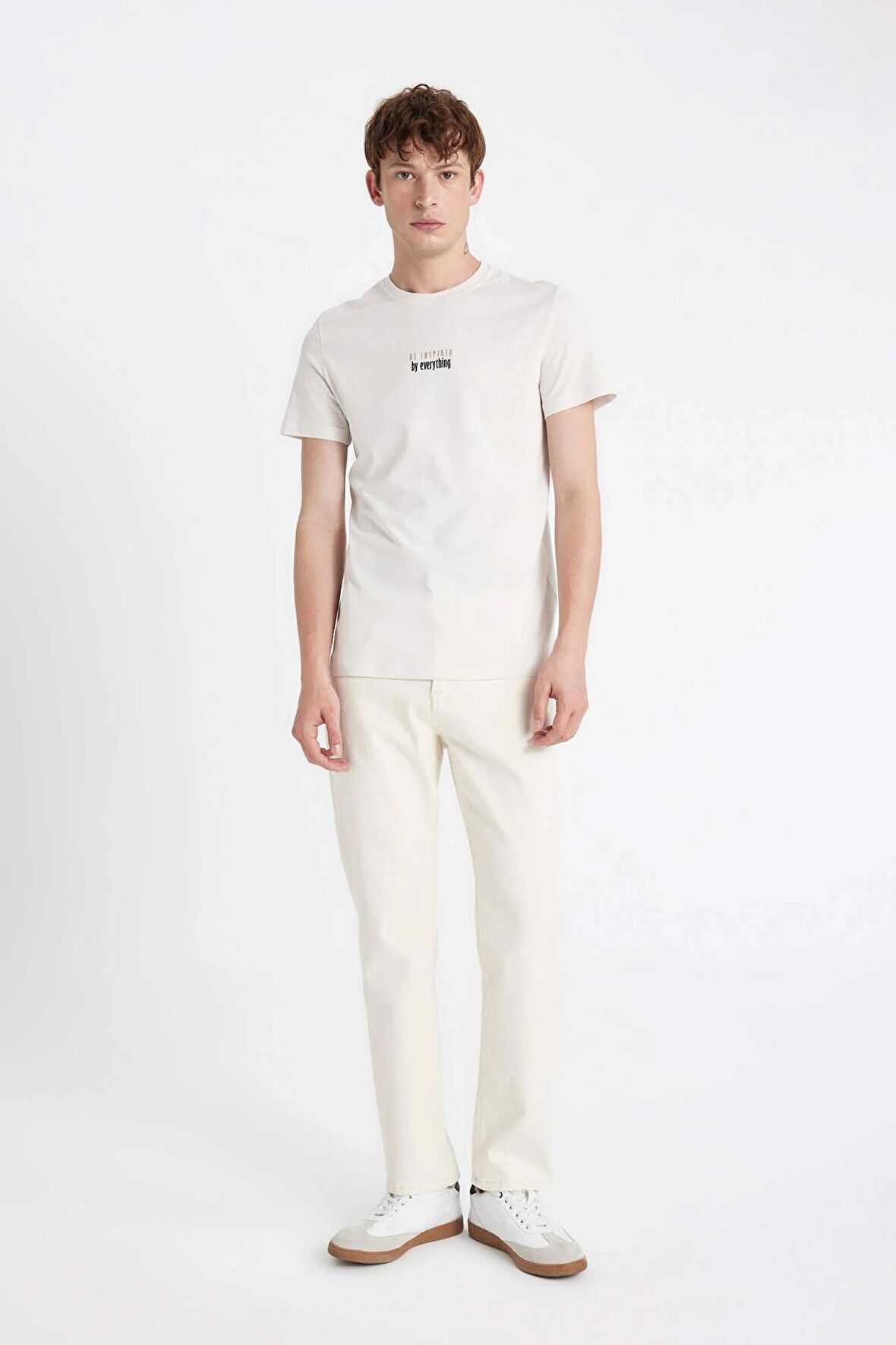 DeFacto Sergio Regular Fit Normal Kalıp Normal Bel Boru Paça Jean Pantolon D4460AX24HSBG714