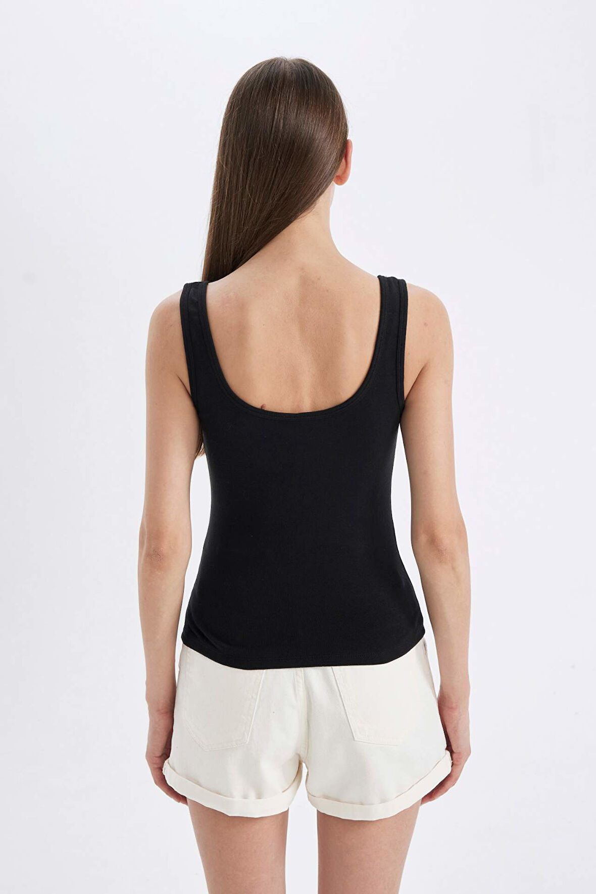 DeFacto Siyah Slim Fit Dar Kesim U Yaka Ribana Basic Düz Atlet C0095AX24AUBK81