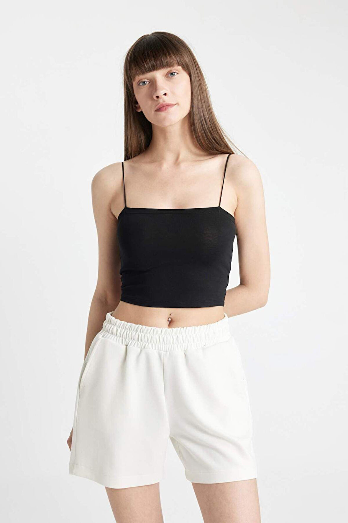 Fall in Love İp Askılı Crop Pamuklu Siyah Atlet