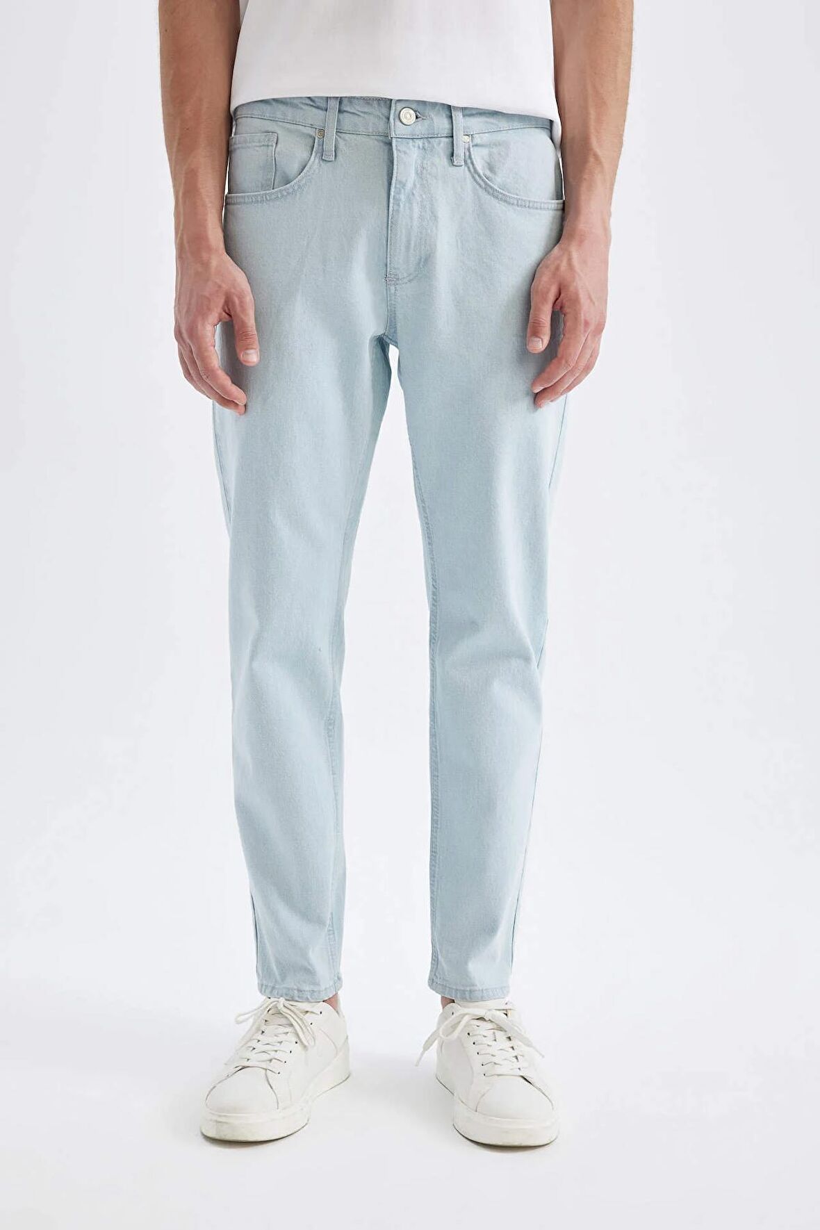 Slim Tapered Fit Dar Kalıp Normal Bel Daralan Paça Jean Pantolon