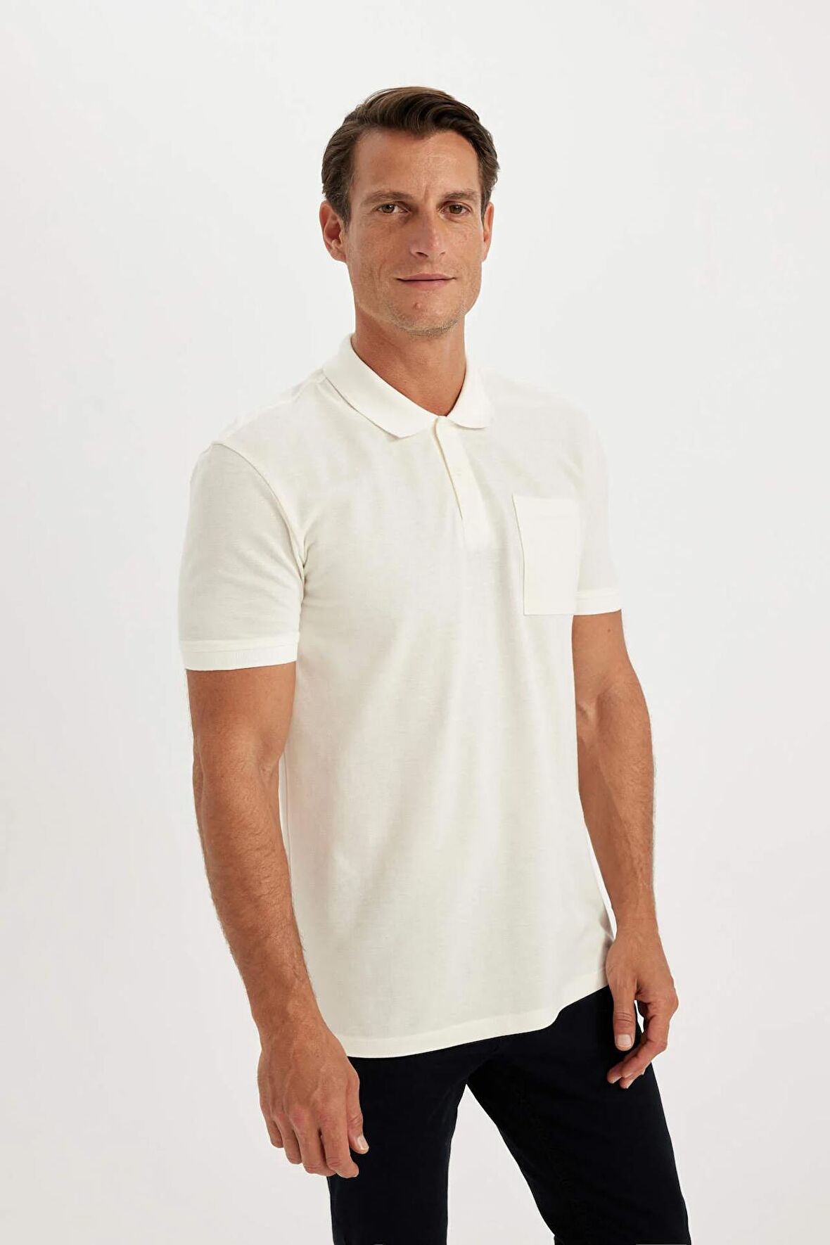DeFacto New Regular Fit Kısa Kollu Pike Basic Düz Polo Tişört D4610AX24SMER98
