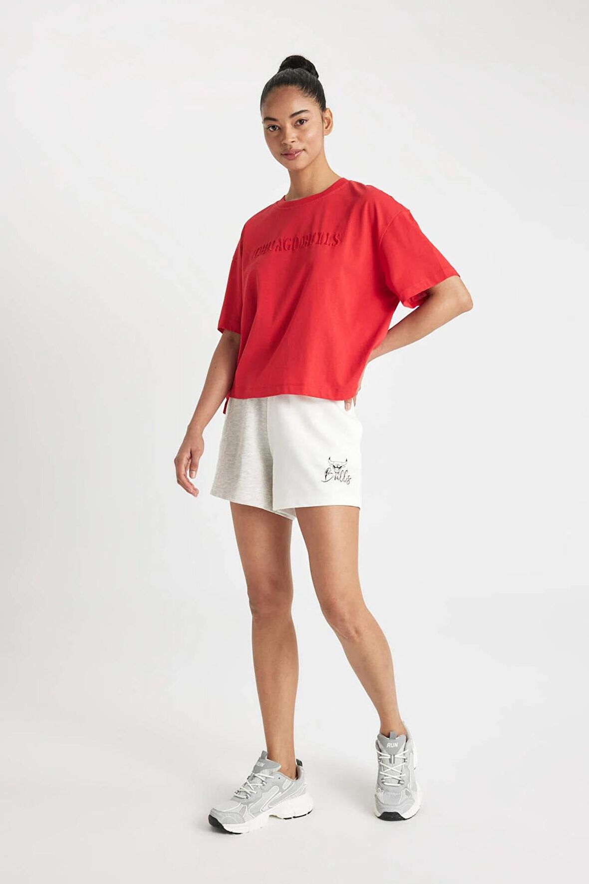 DeFactoFit NBA Chicago Bulls Kısa Paça Şort C6312AX24HSGR377