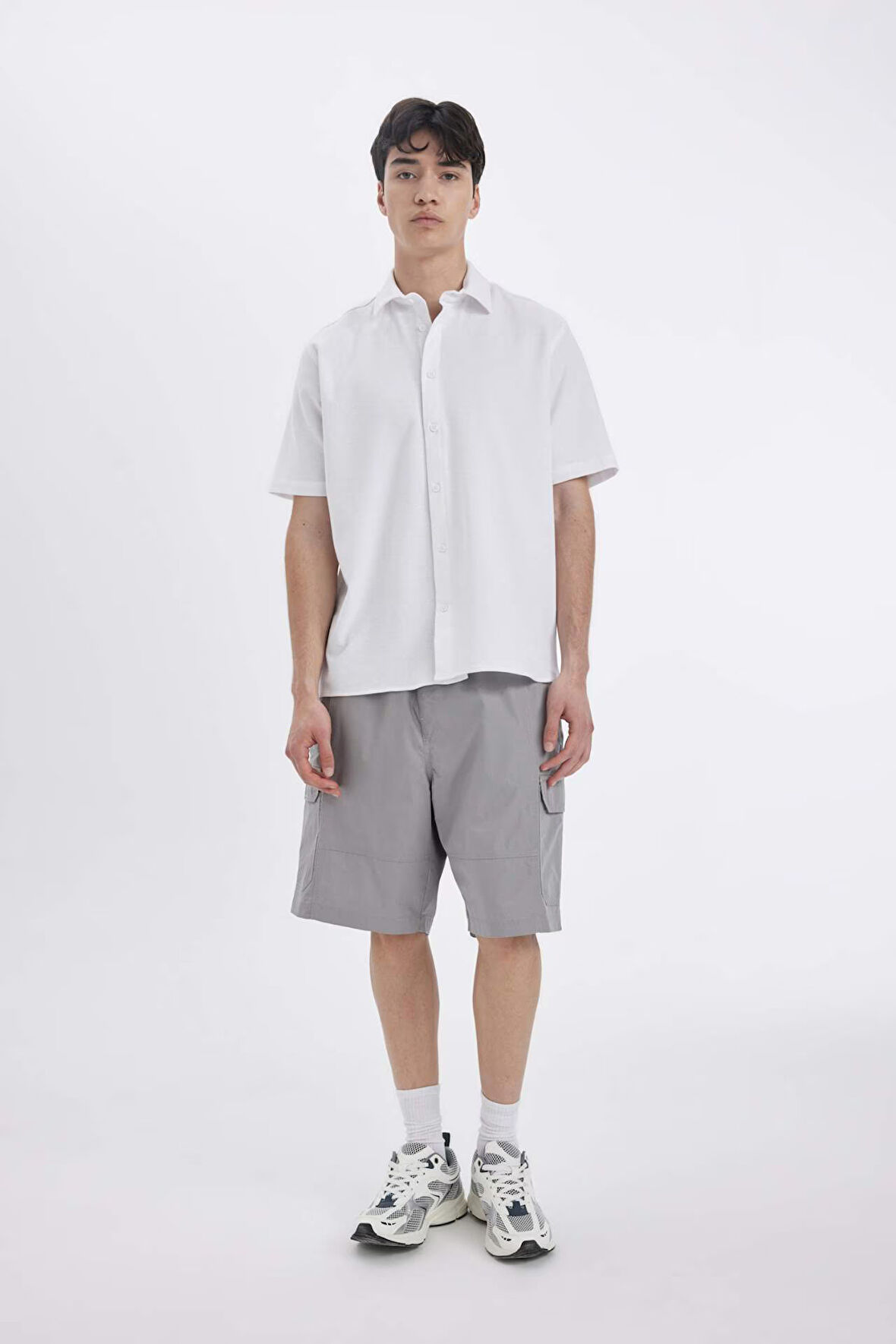 DeFacto Kargo Fit Paraşüt Bermuda Şort B5677AX24SMGR367