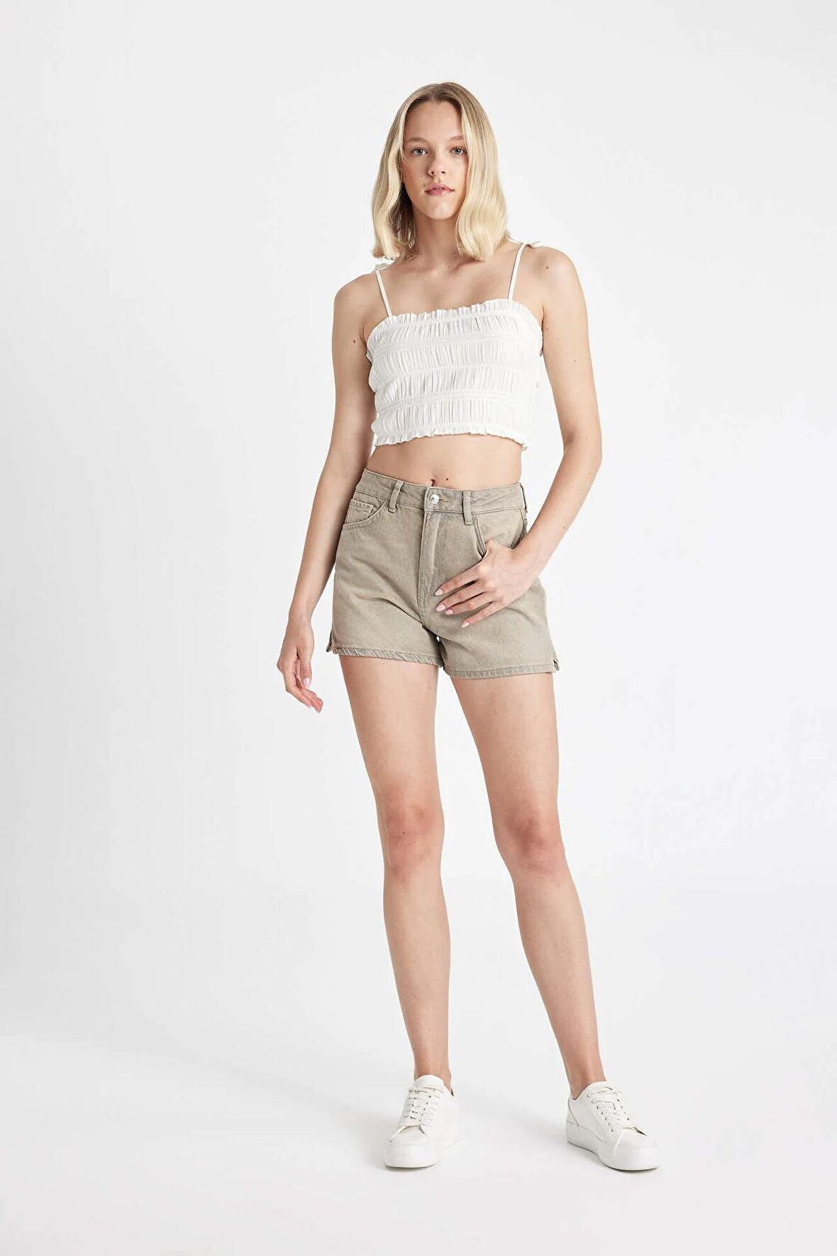 DeFacto Mom Fit Yüksek Bel Jean Şort D2191AX24HSNM55
