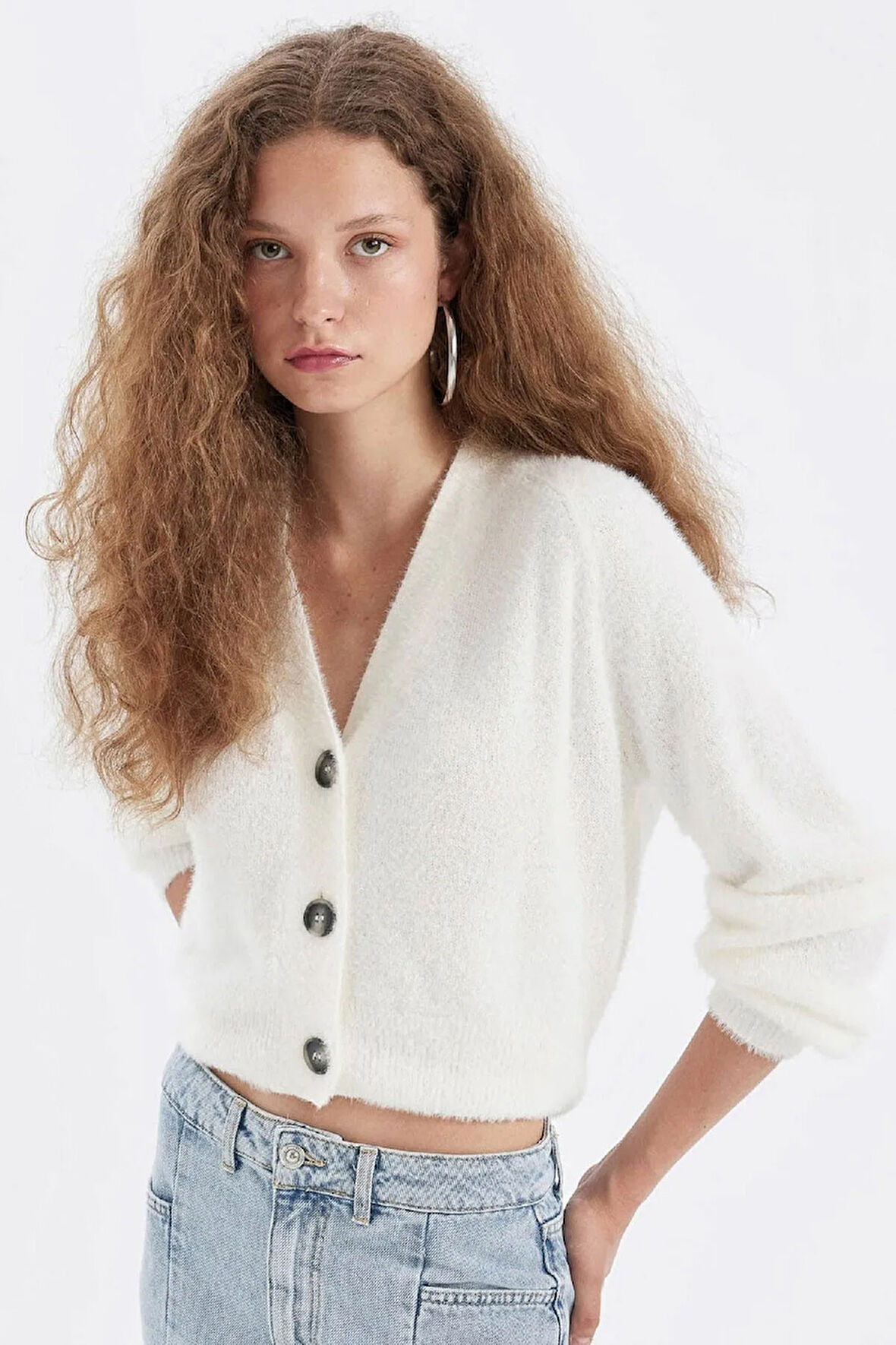 Oversize Geniş Kalıp V Yaka Basic Düz Düğmeli Triko Hırka