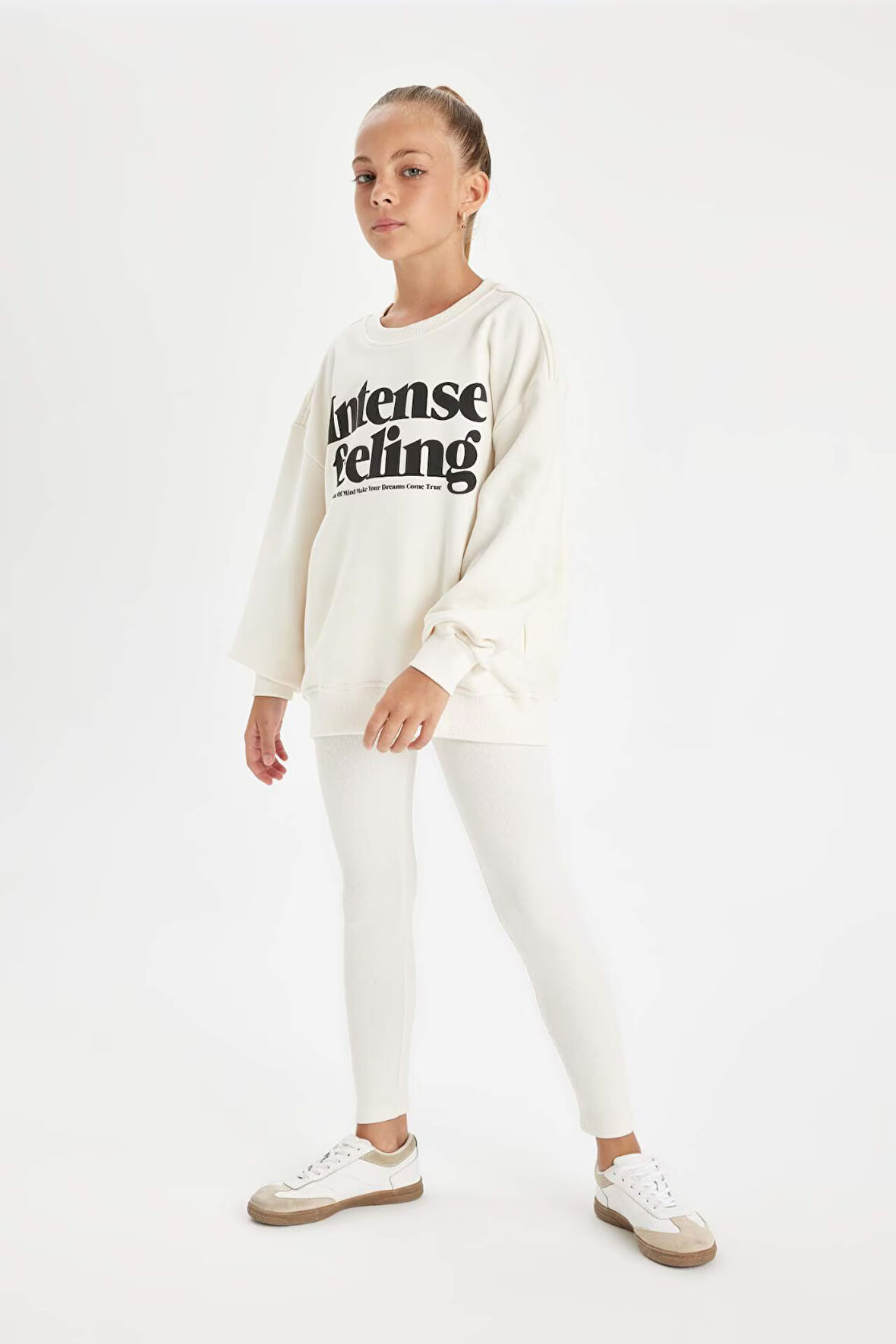 DeFacto Kız Çocuk 2'li Takım Bisiklet Yaka Baskılı Sweatshirt Basic Düz Uzun Tayt A6808A824AUER233