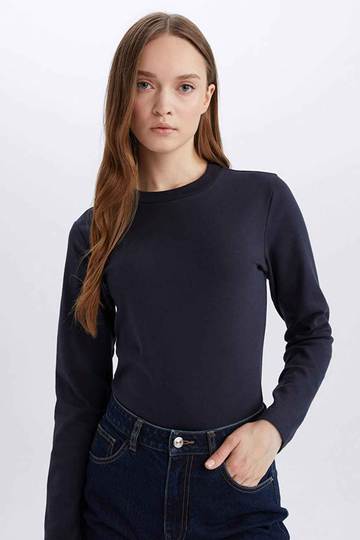 DeFacto Regular Fit Bisiklet Yaka Basic Düz Pamuklu Uzun Kollu Tişört E0289AX25SPNV173