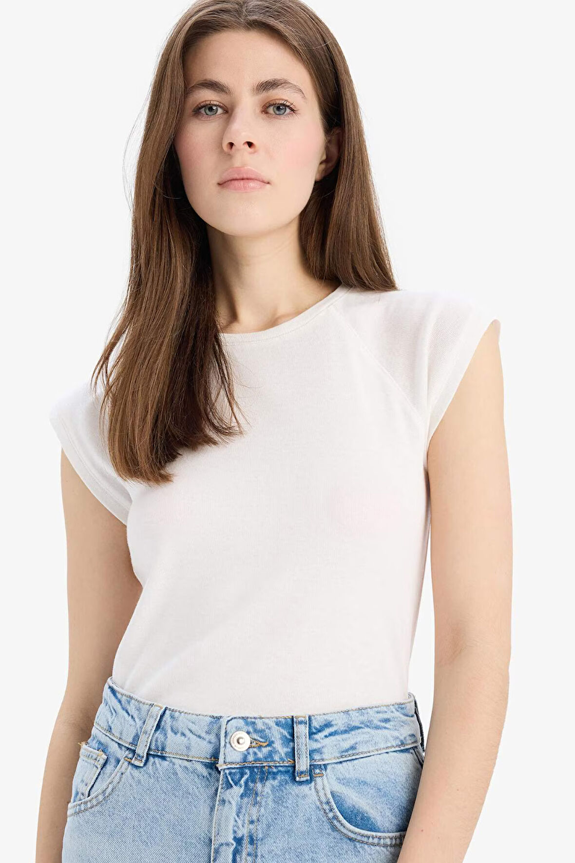 DeFacto Slim Fit Dar Kesim Bisiklet Yaka Basic Düz Ribana Kısa Kollu Tişört C7334AX25SPER105