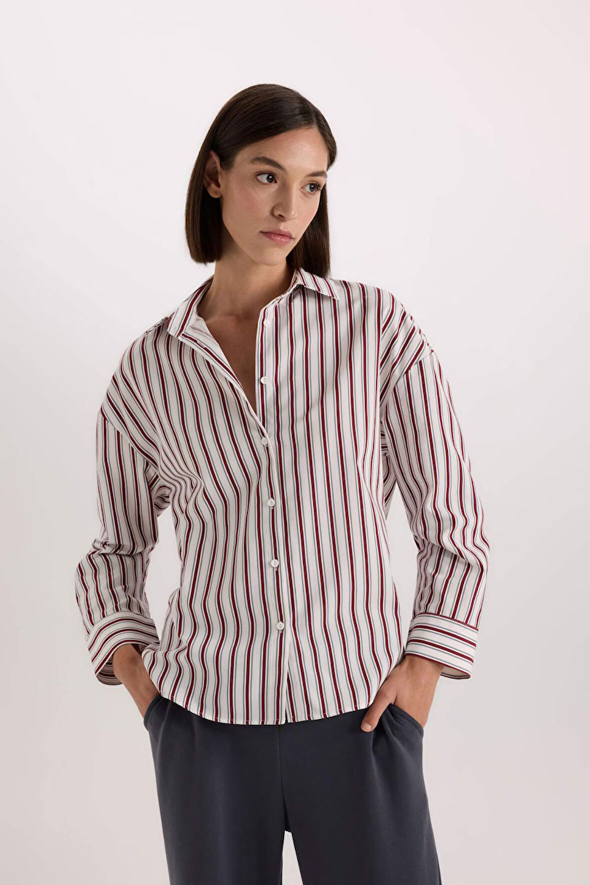 DeFacto Fall in Love Regular Fit Pijama Yaka Poplin Üst E2351AX24WNER98