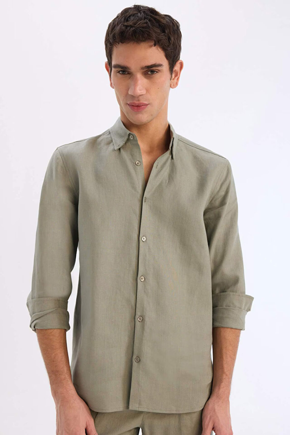 DeFacto %100 Keten Regular Fit Polo Yaka Yazlık Basic Düz Uzun Kollu Gömlek C1825AX25SMKH433