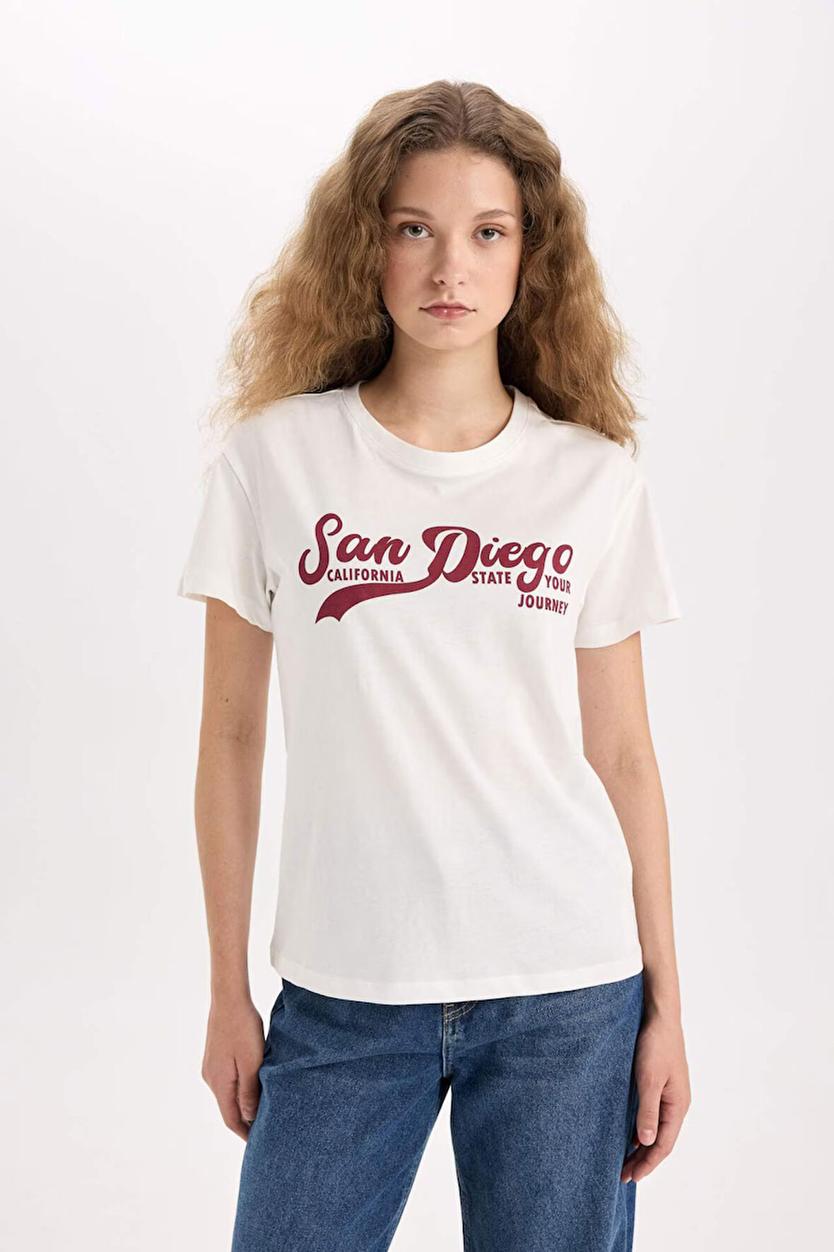 DeFacto Regular Fit Bisiklet Yaka Baskılı Kısa Kollu Tişört D9598AX25SMWT32