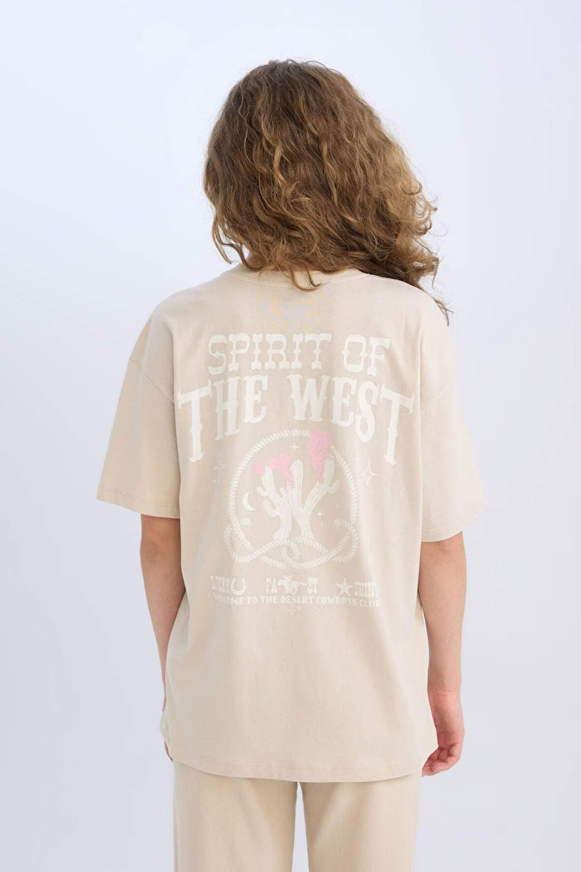 DeFacto Regular Fit Bisiklet Yaka Sırt Baskılı Kısa Kollu Tişört D9609AX25SMBG655