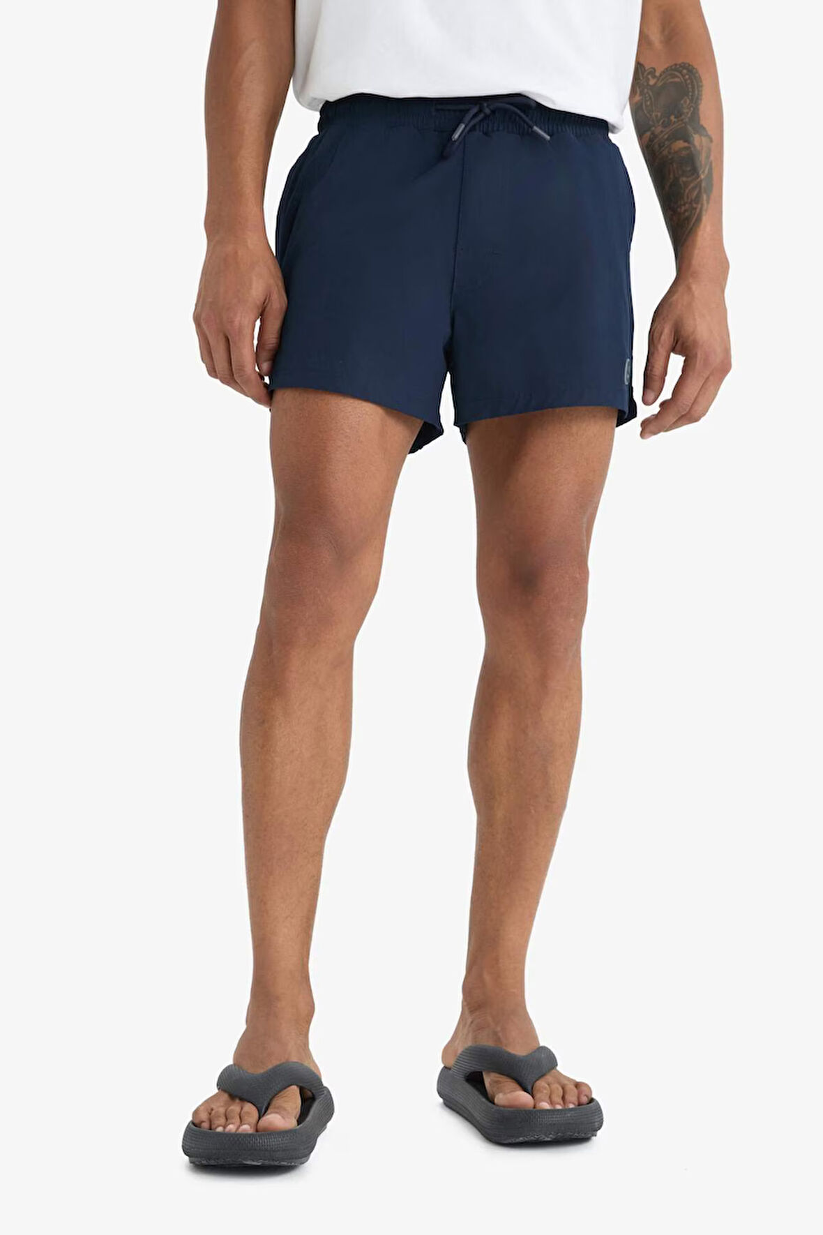 DeFactoFit Andy Baskılı Esnek Dokulu Kısa Boy Sporcu Deniz Şortu B5987AX25HSNV146